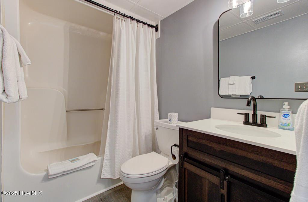 100531509 | Photo 15