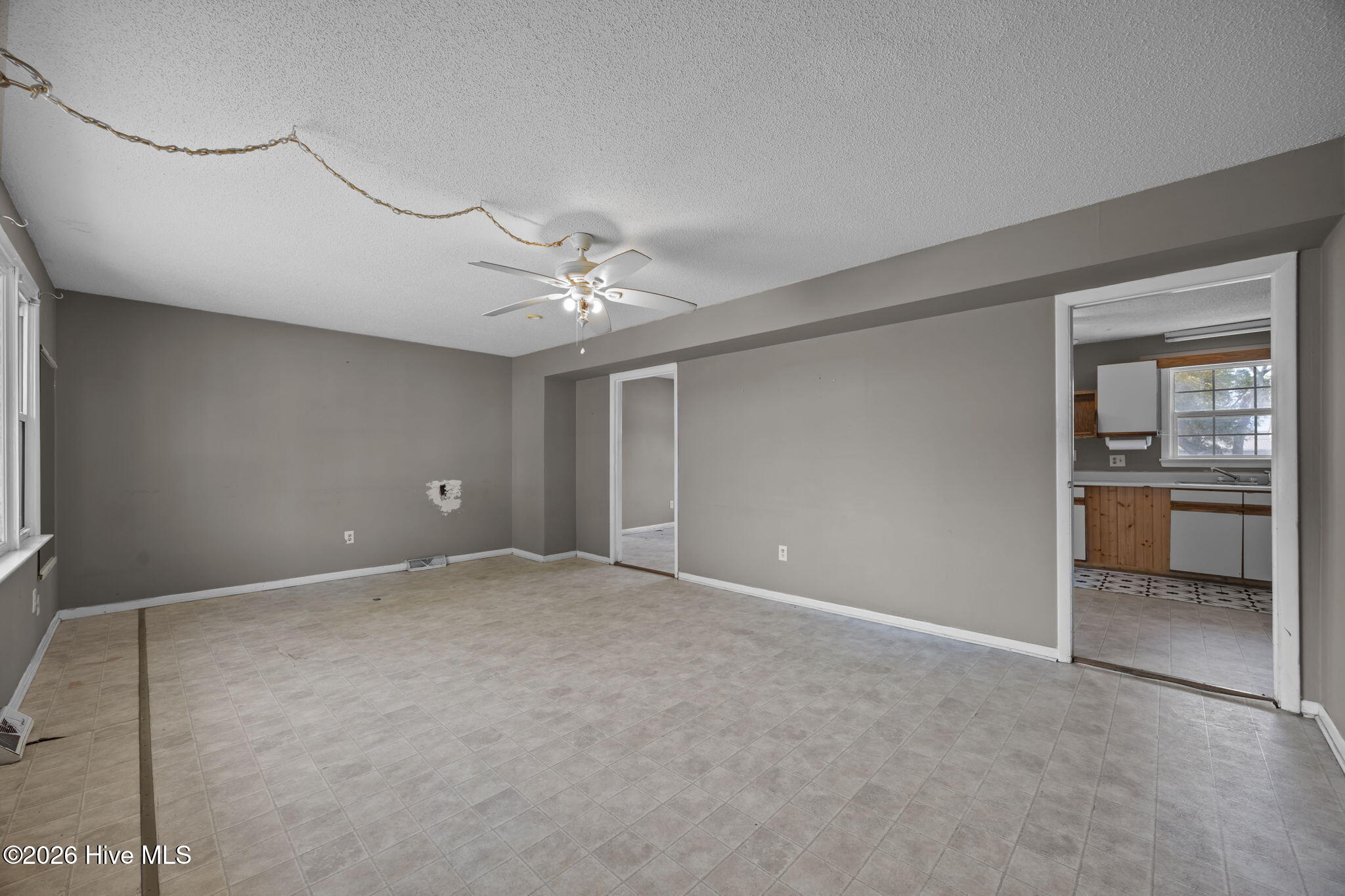 2501 Avery Street,Morehead City