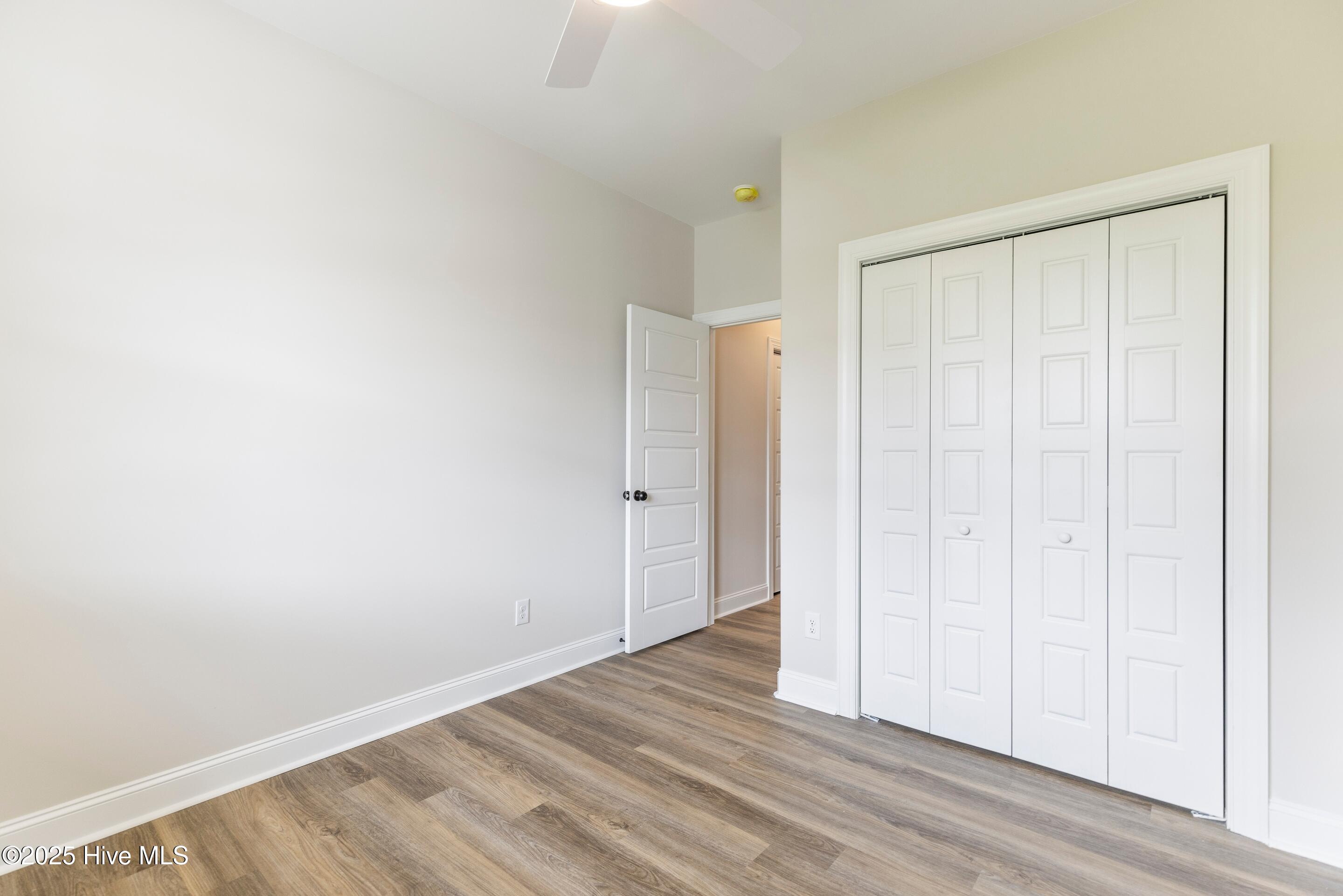 100545595 | Photo 36