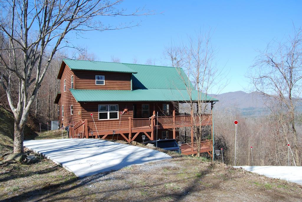 1013 Buck Ridge Drive, Murphy, NC 28906 Listing Photo  2