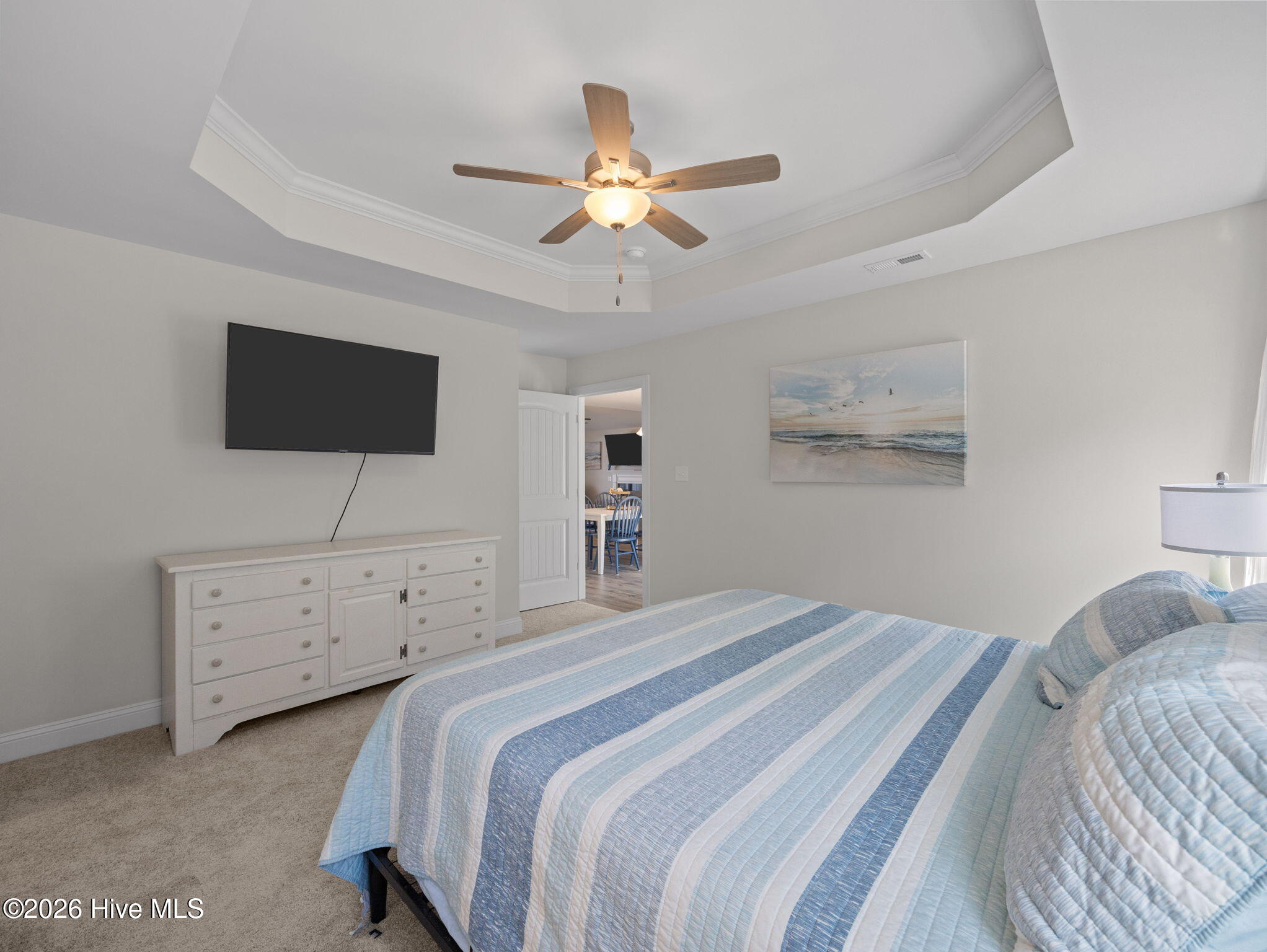 100563738 | Photo 27