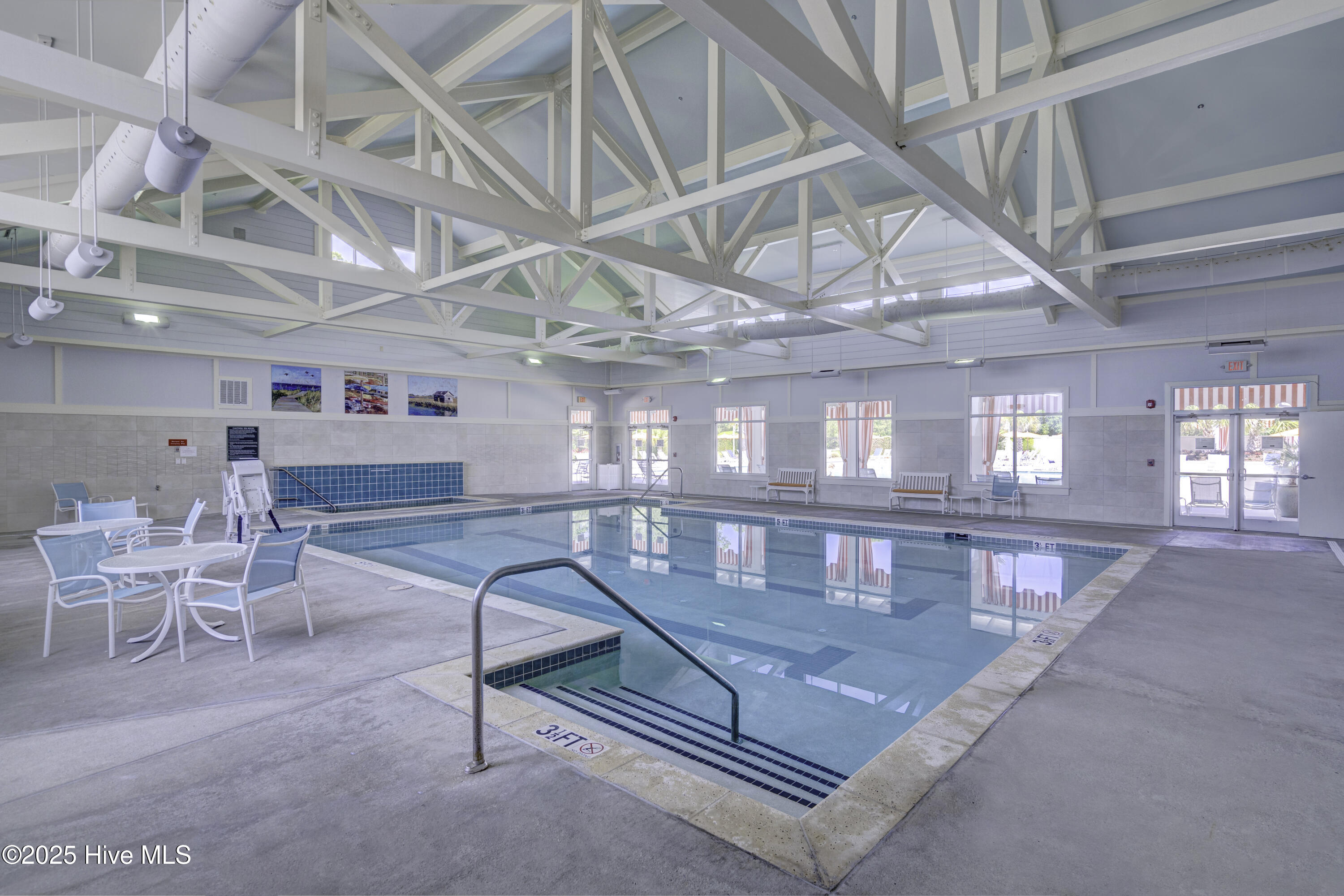 100547164 | Photo 68