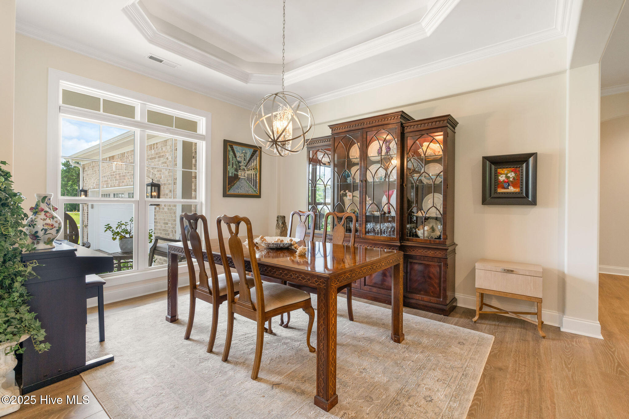 100517606 | Photo 19