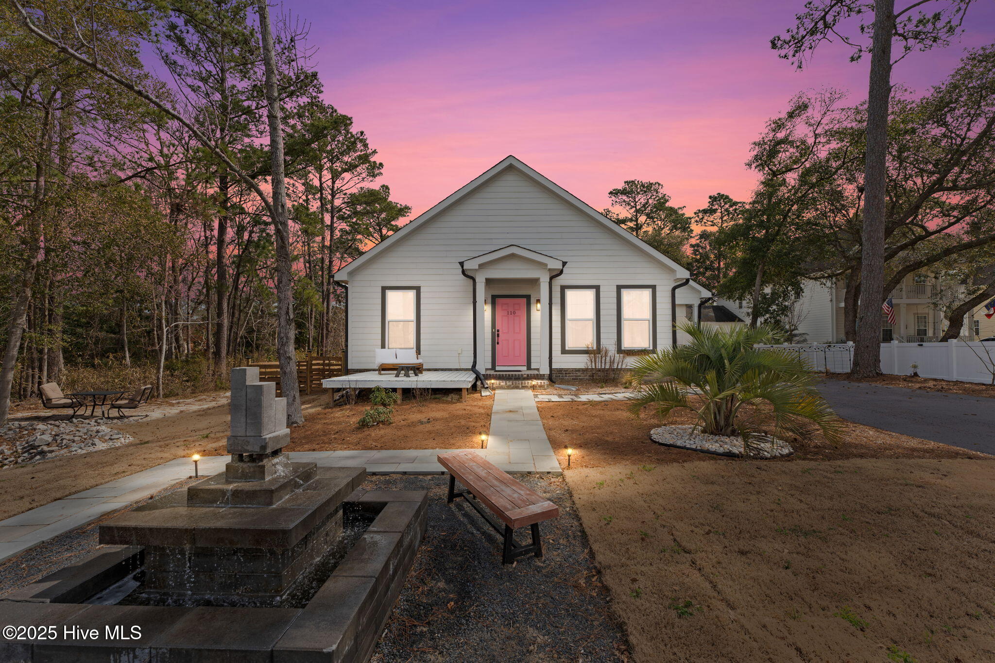 100528338 | Photo 57