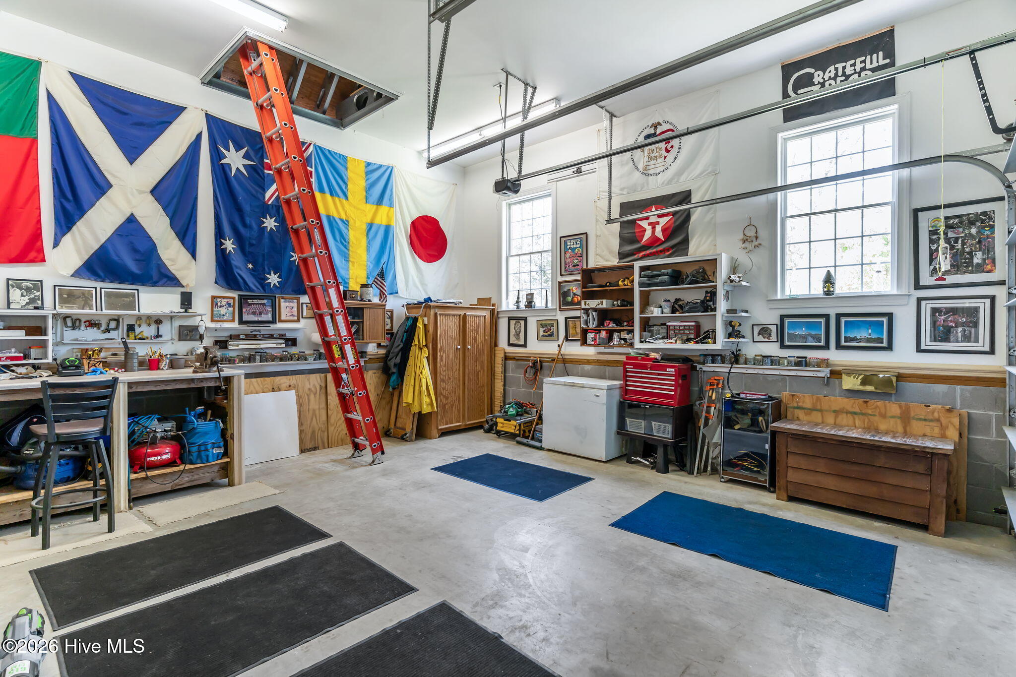 100562124 | Photo 37