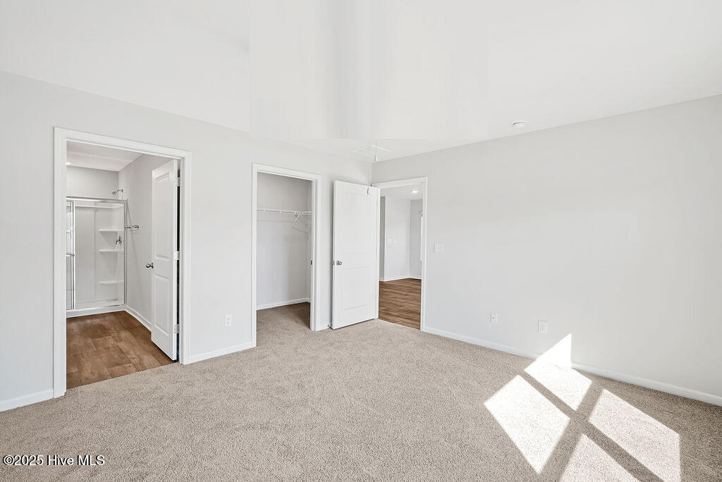 100548507 | Photo 20