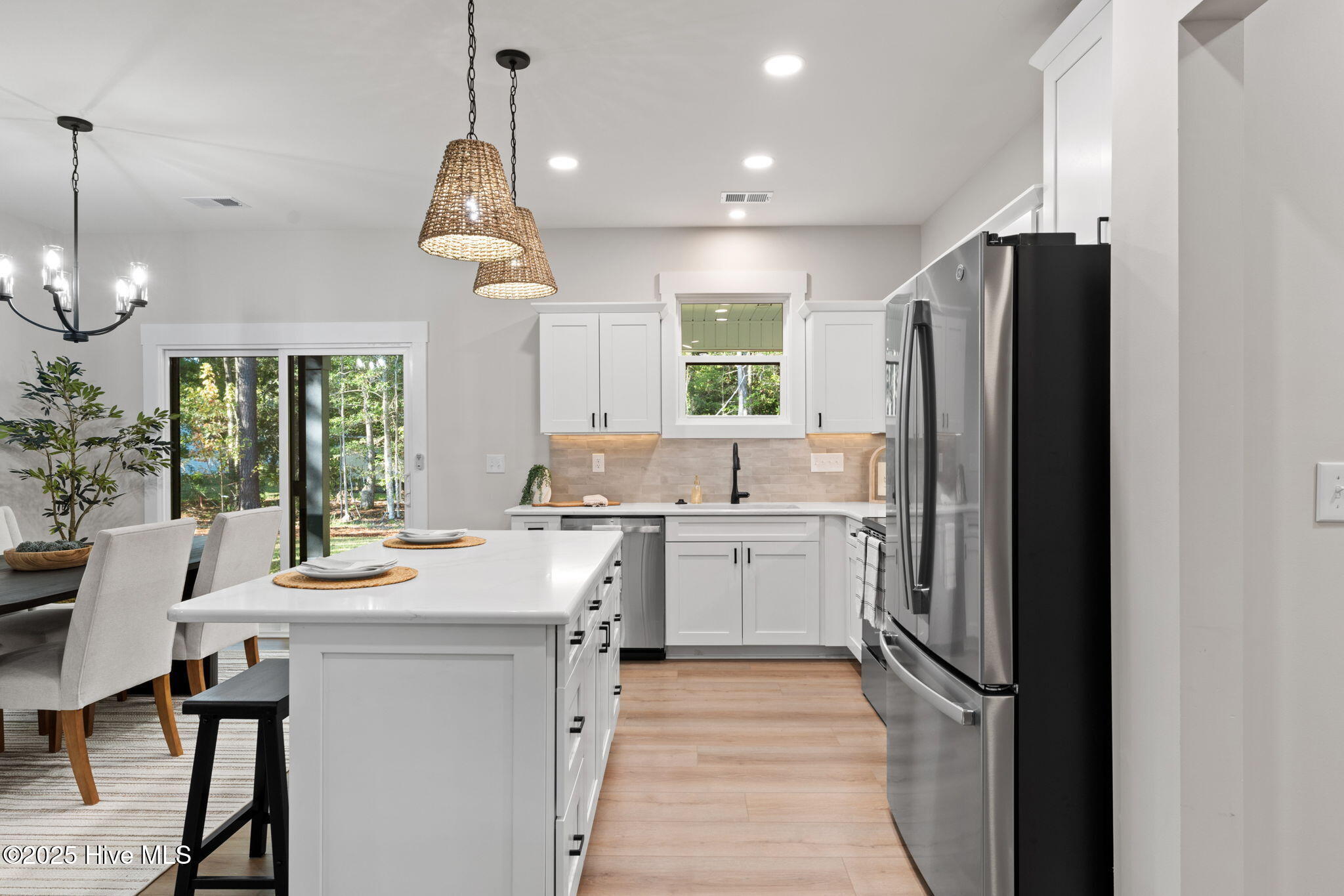 100537553 | Photo 20