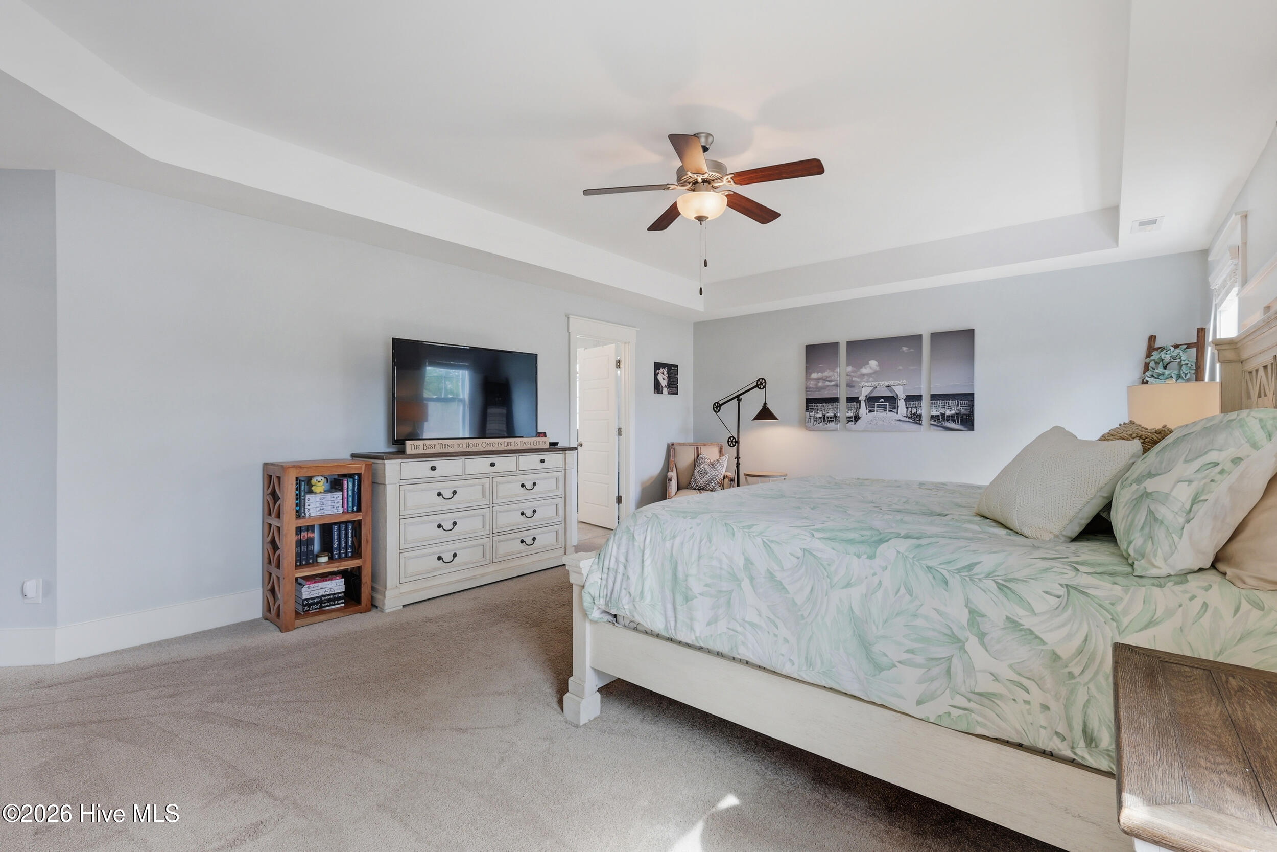 100561471 | Photo 30