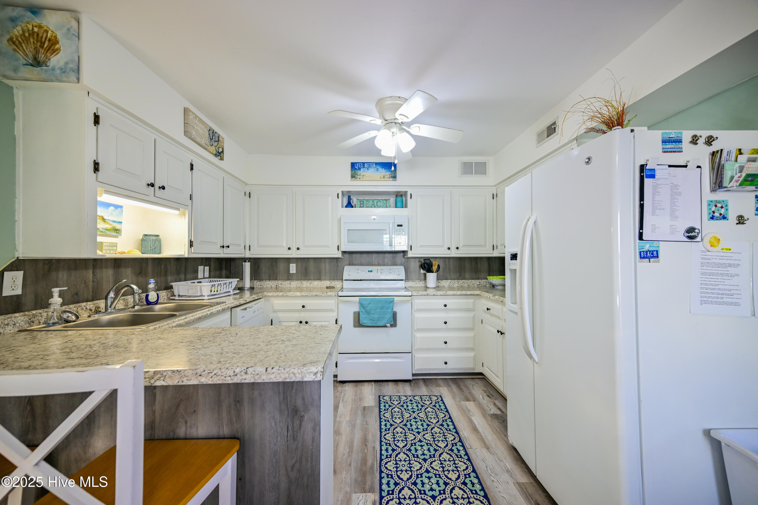 100495129 | Photo 19