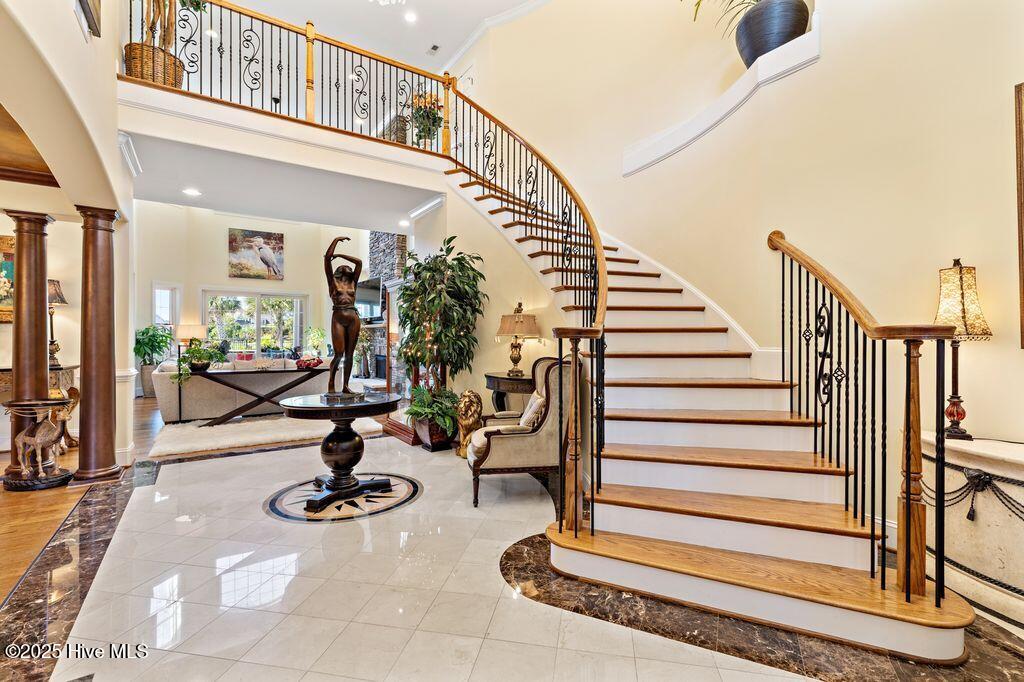 100547367 | Photo 11