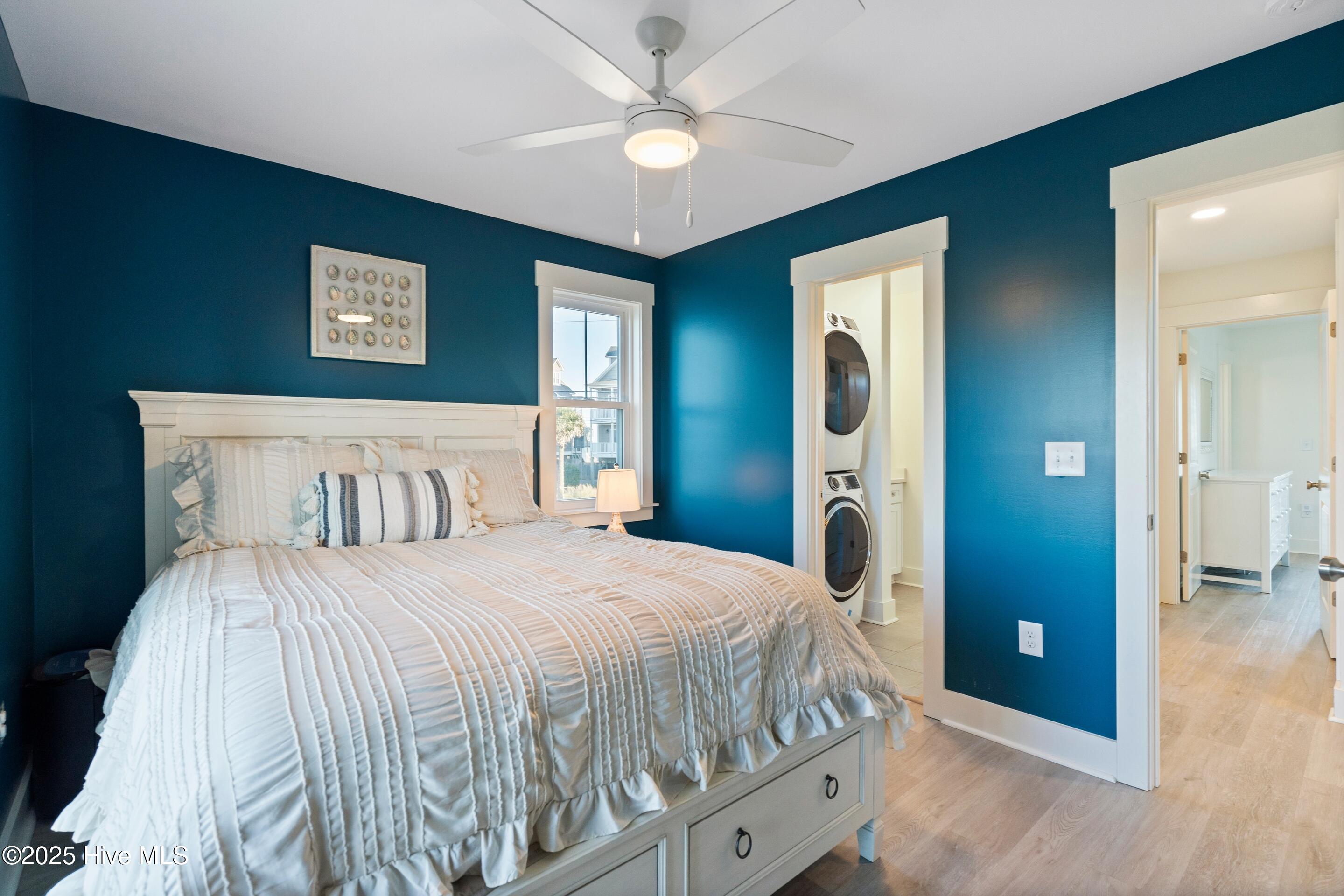 100540590 | Photo 61