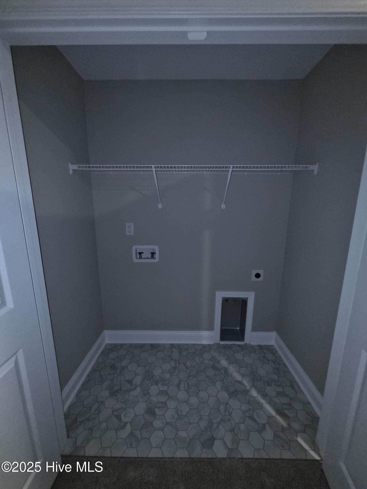 100536783 | Photo 15