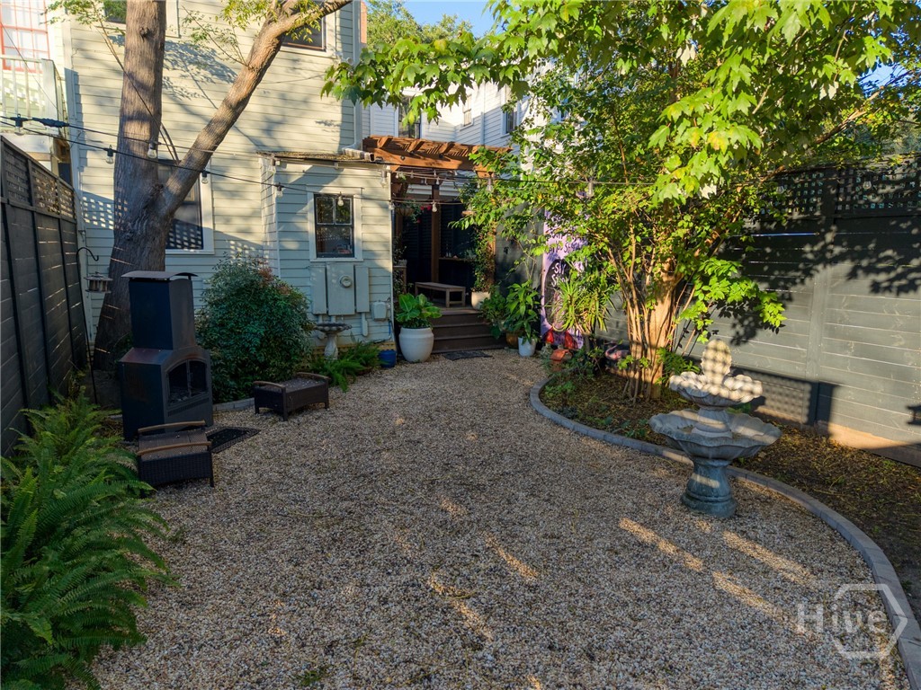 213 W Duffy Street, Savannah, GA, 31401