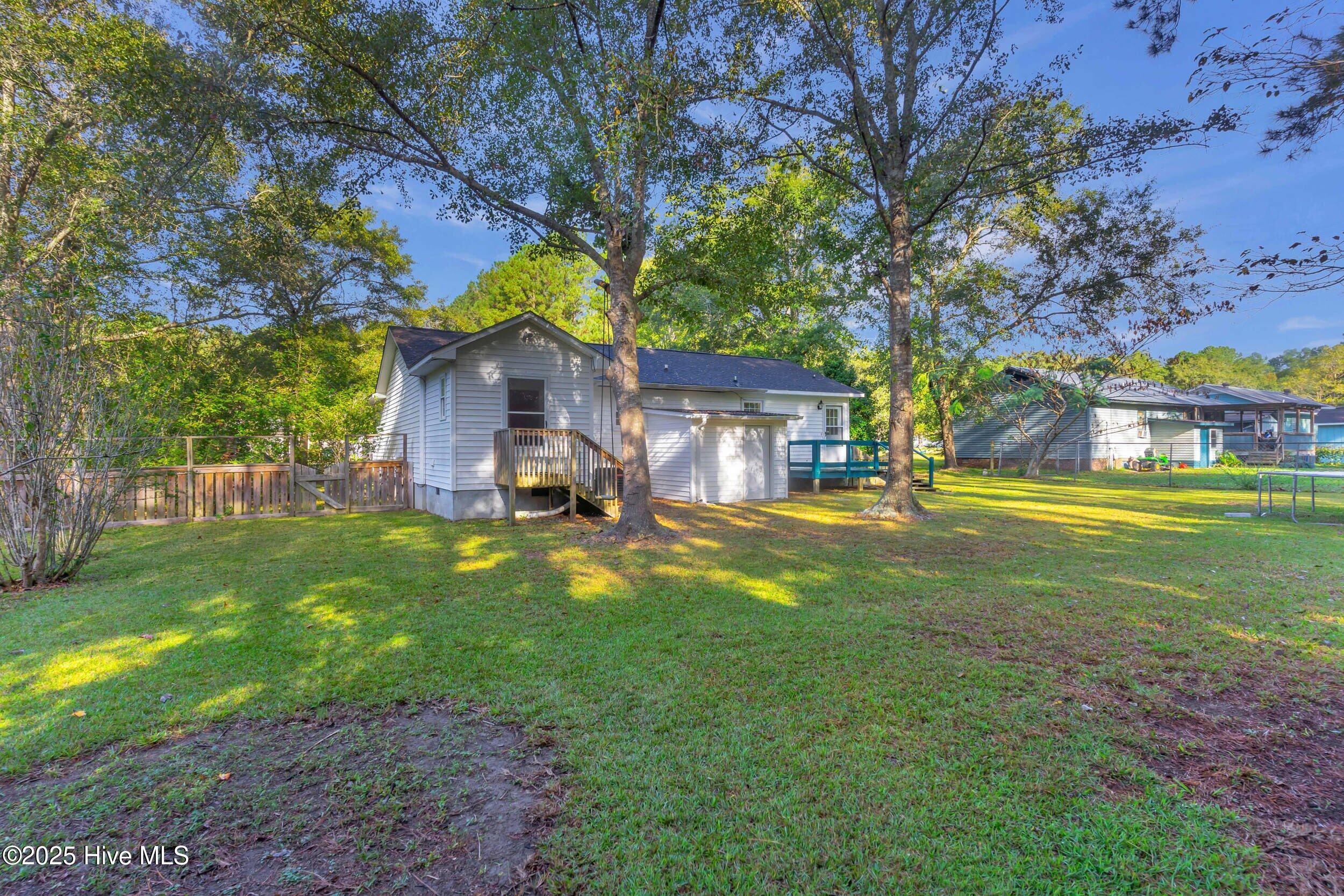 100537438 | Photo 30