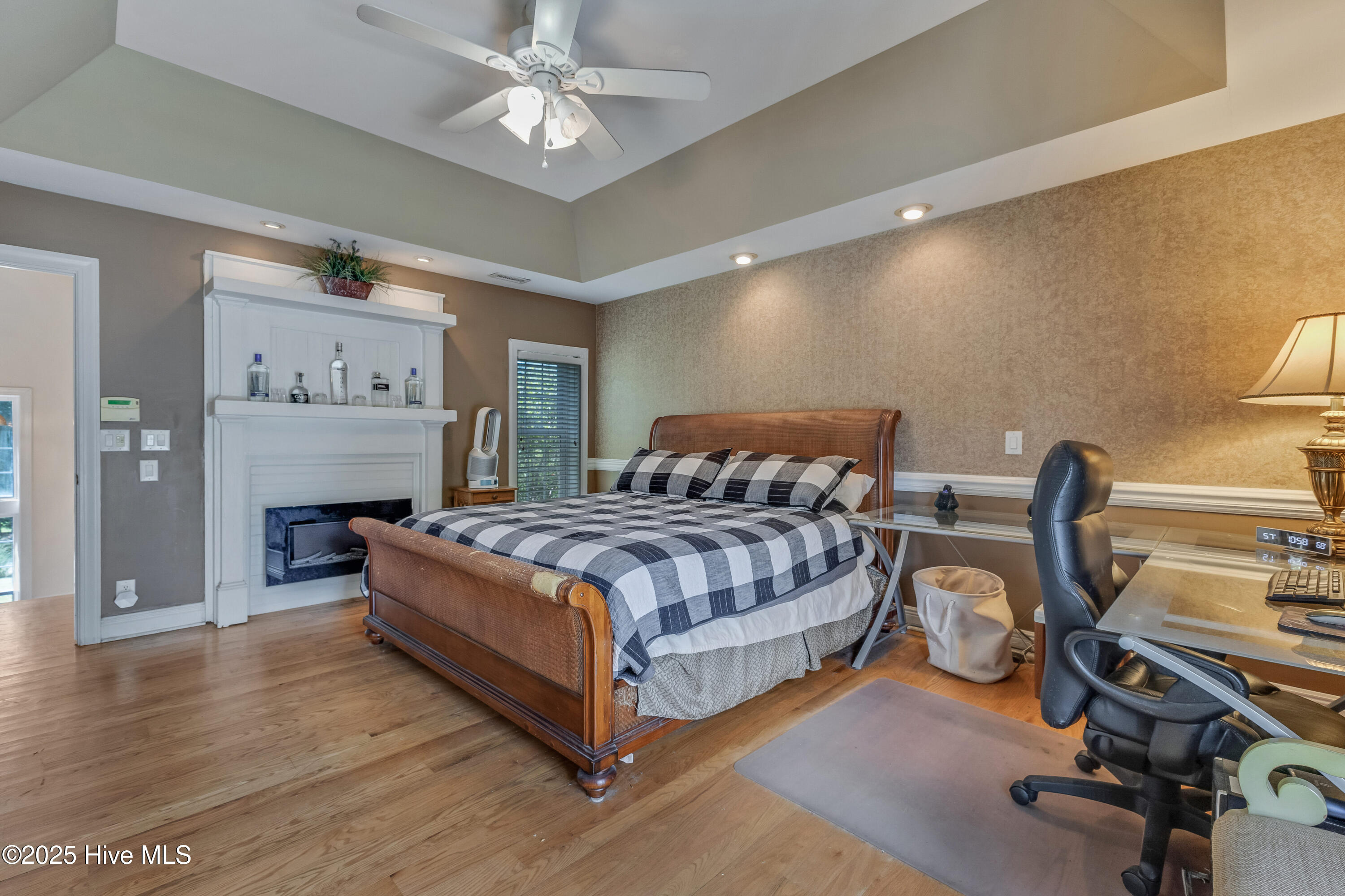 100517619 | Photo 33