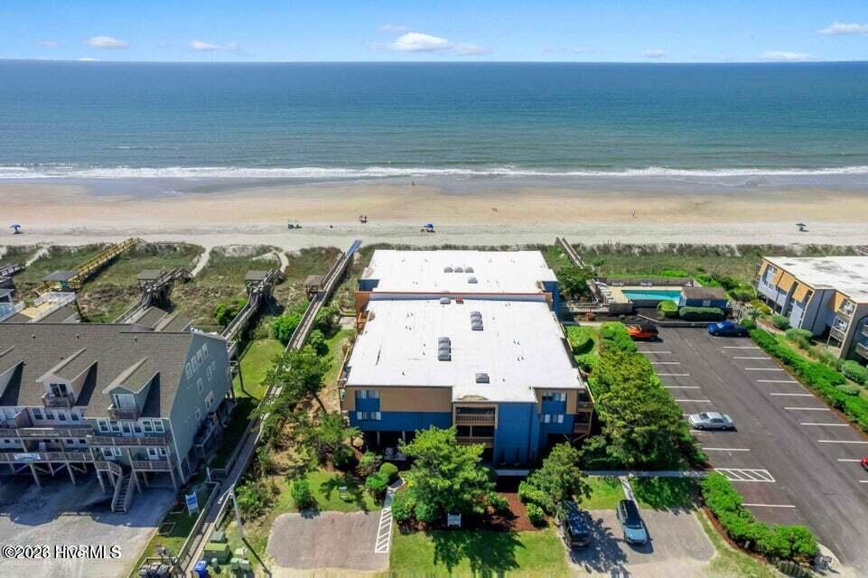 100570036 | Photo 22