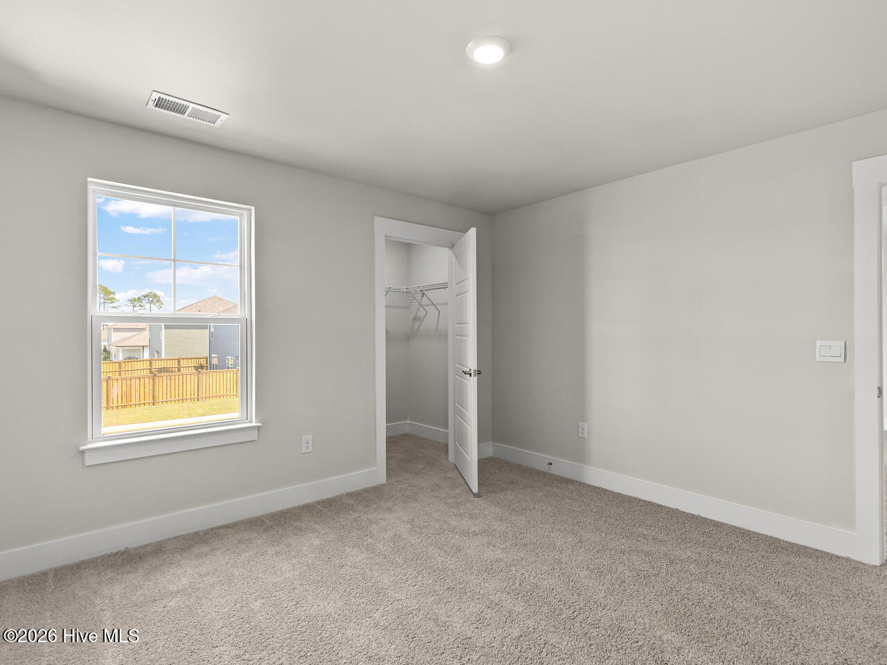 100545581 | Photo 42