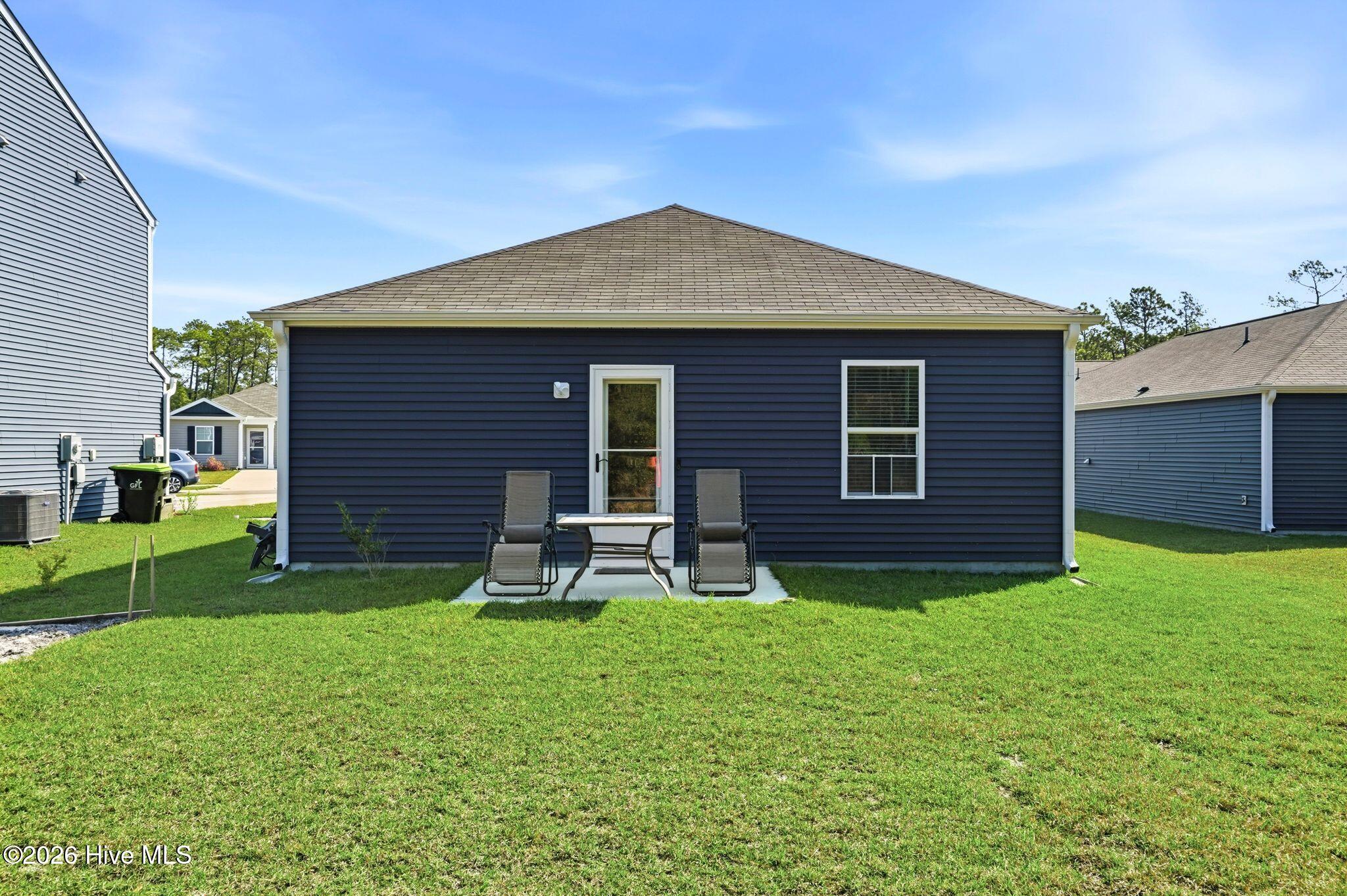 100565300 | Photo 29