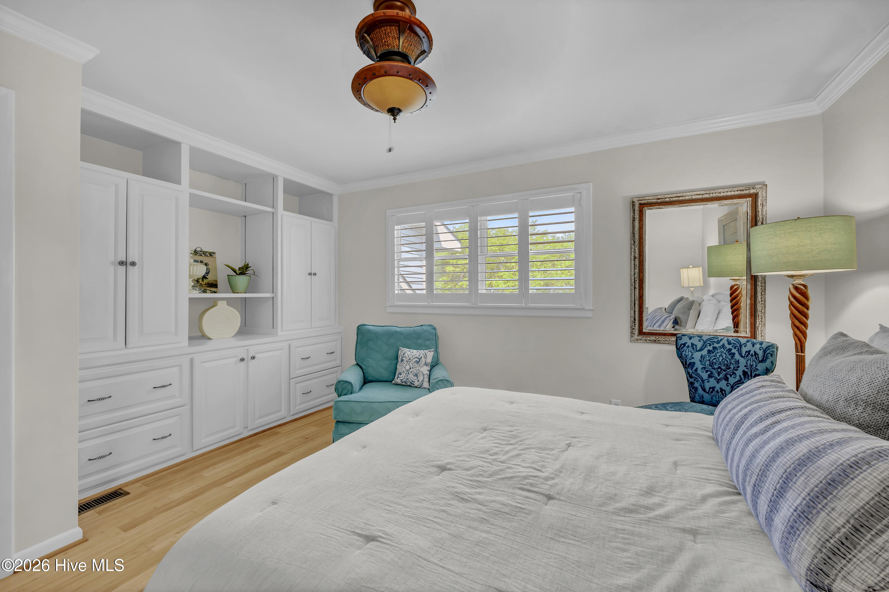 100567252 | Photo 22