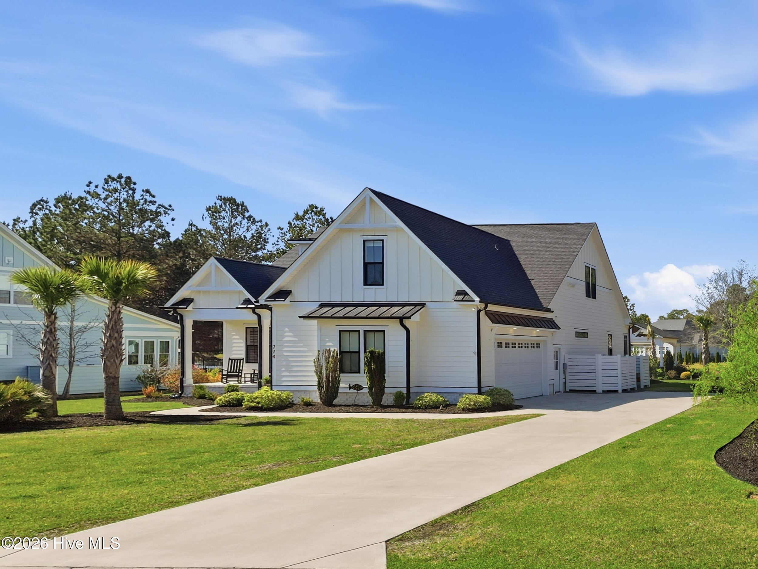 100563980 | Photo 88