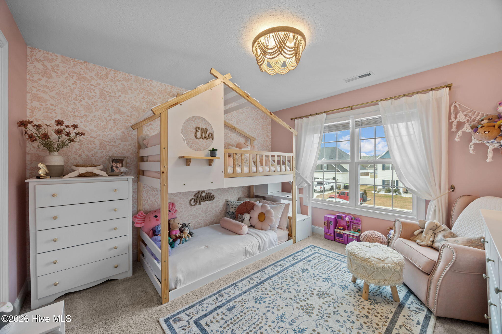 100555246 | Photo 32