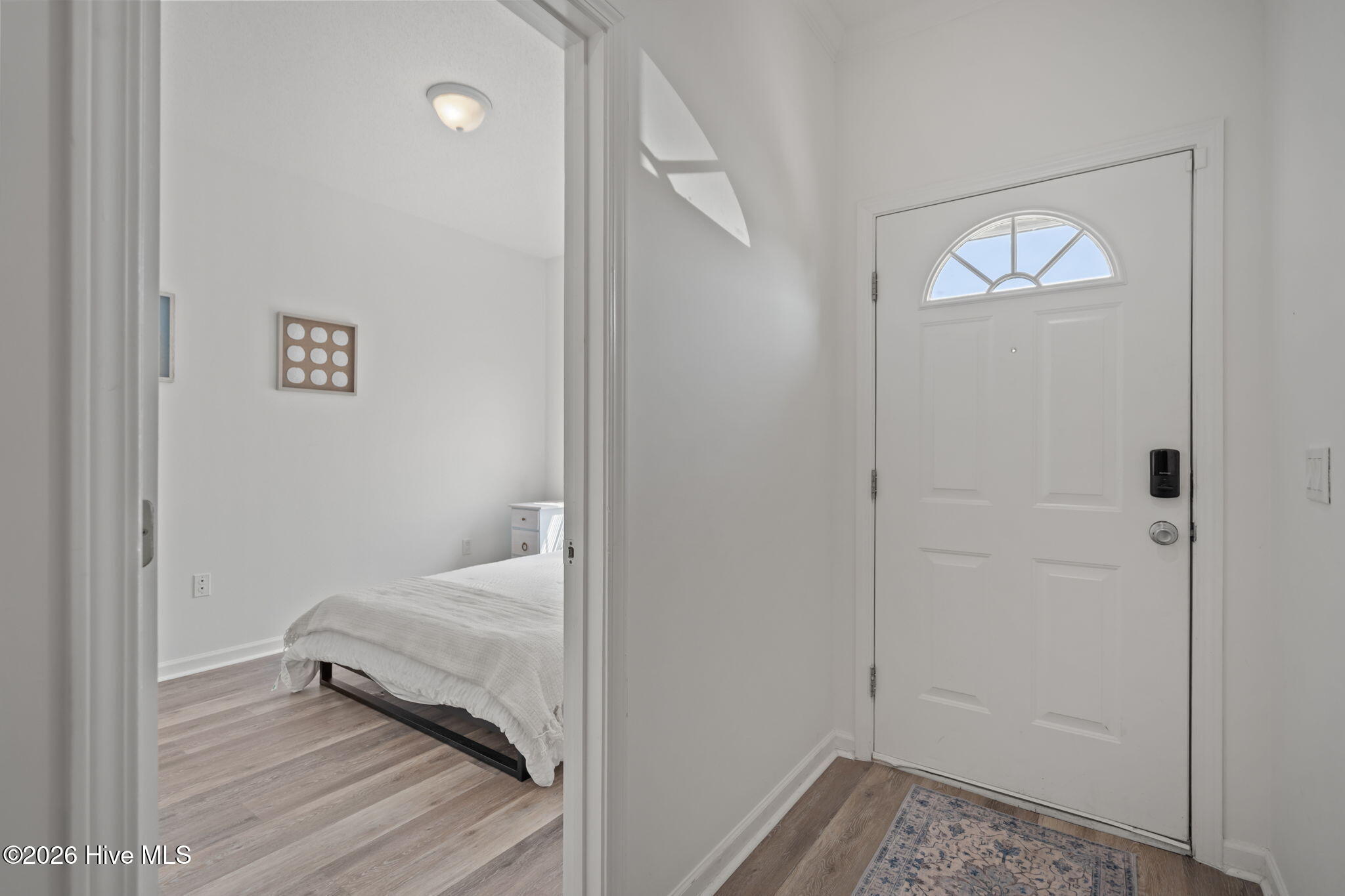 100569806 | Photo 22