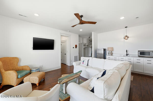 100555681 | Photo 53