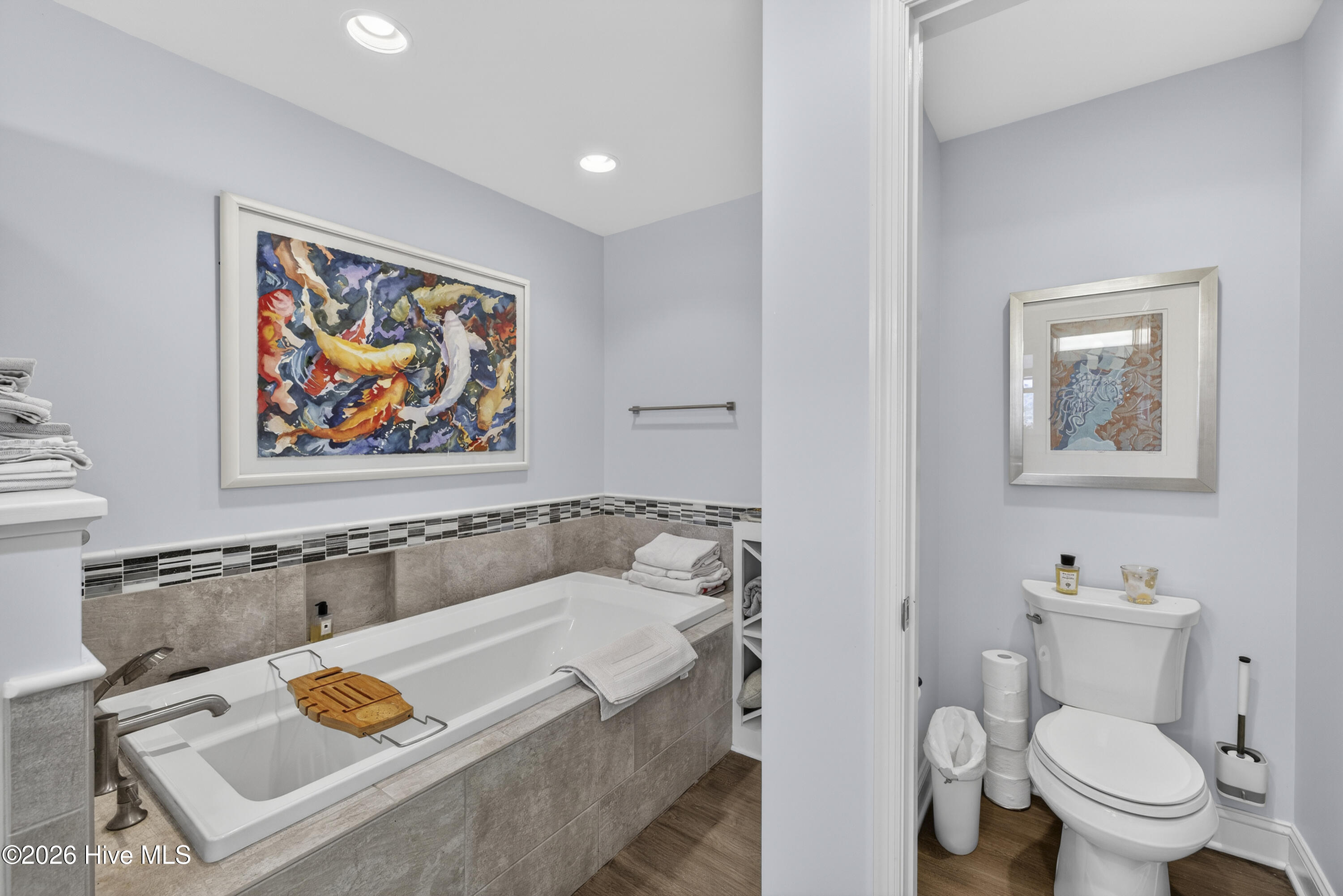 100559016 | Photo 25