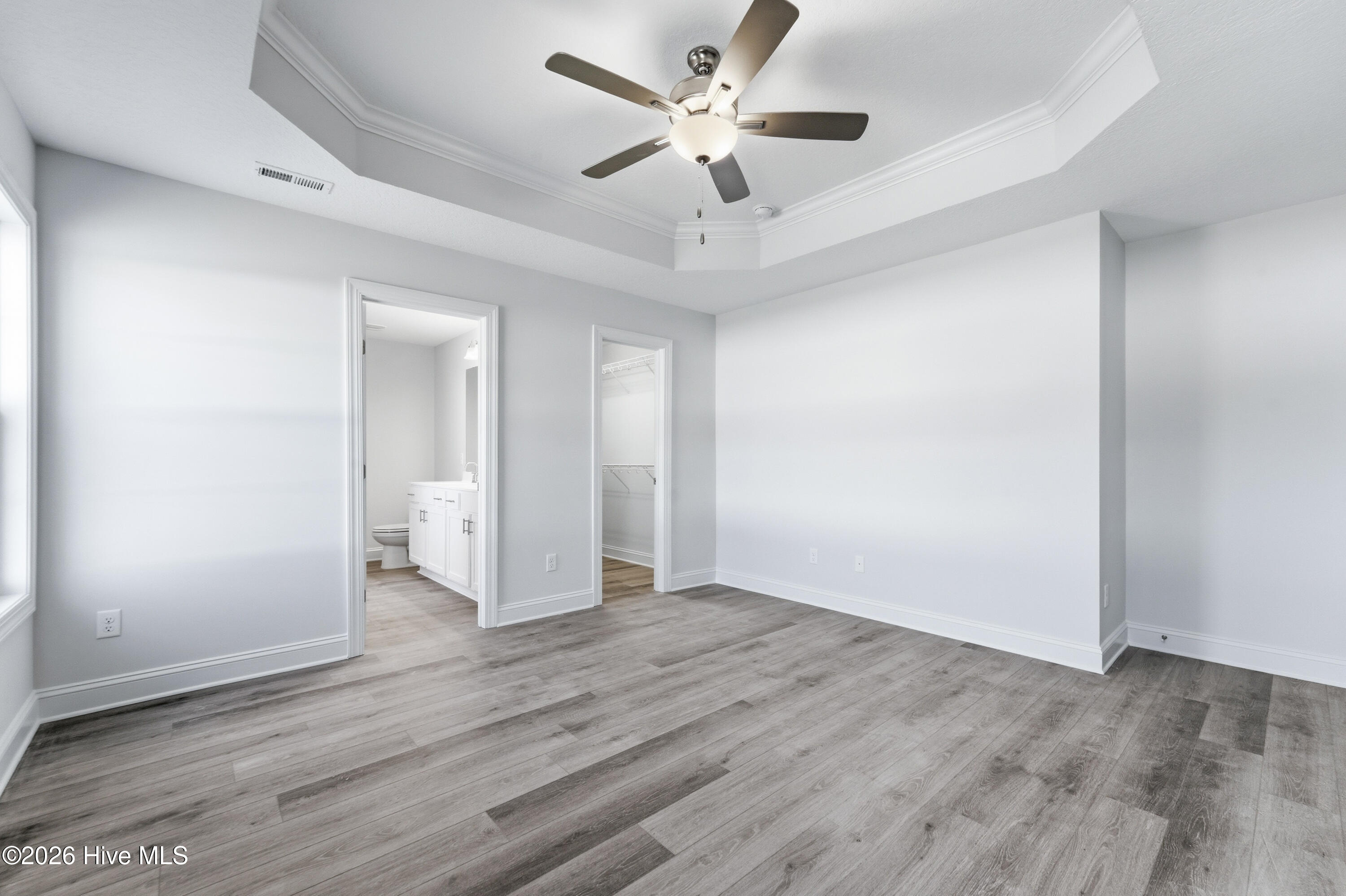 100537618 | Photo 19