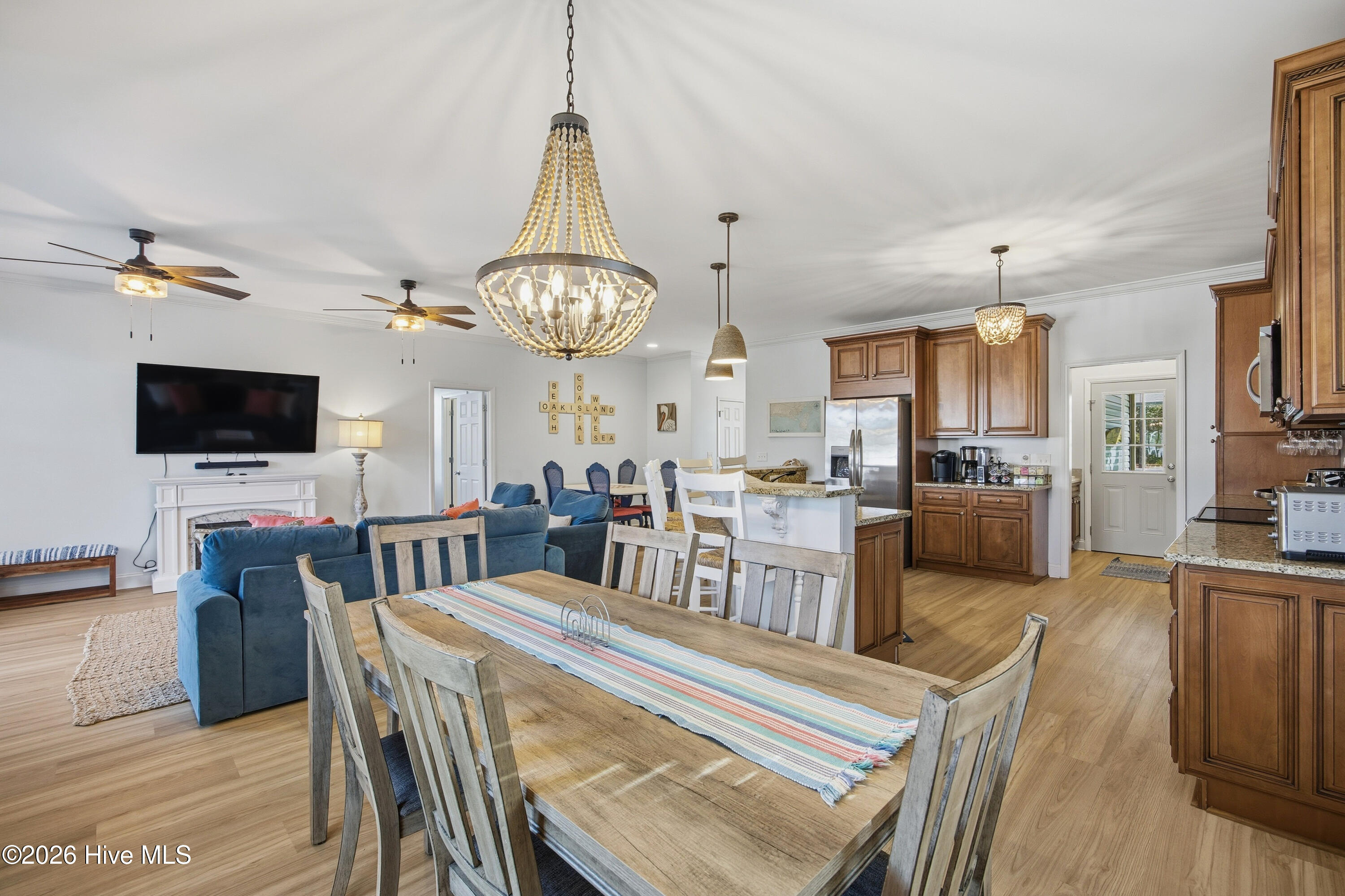 100552701 | Photo 14