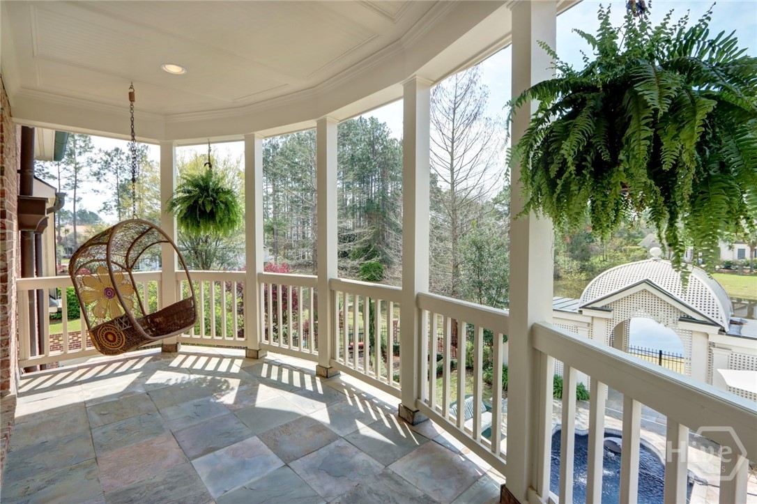 2nd Floor Balcony Overlooking Pool
