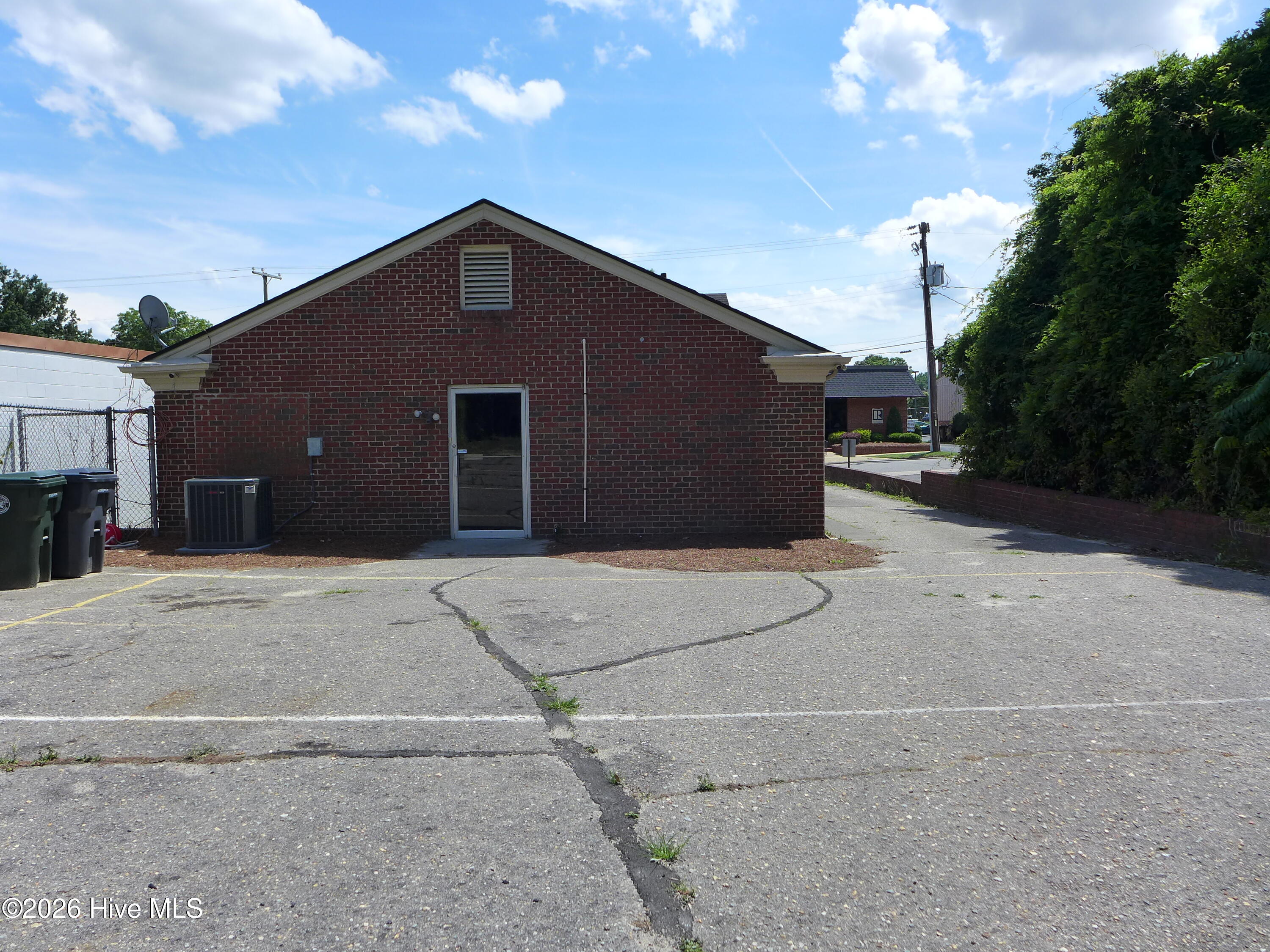 Exterior photo of 309 E Walnut Street, Goldsboro, NC 27530. MLS: 100582561