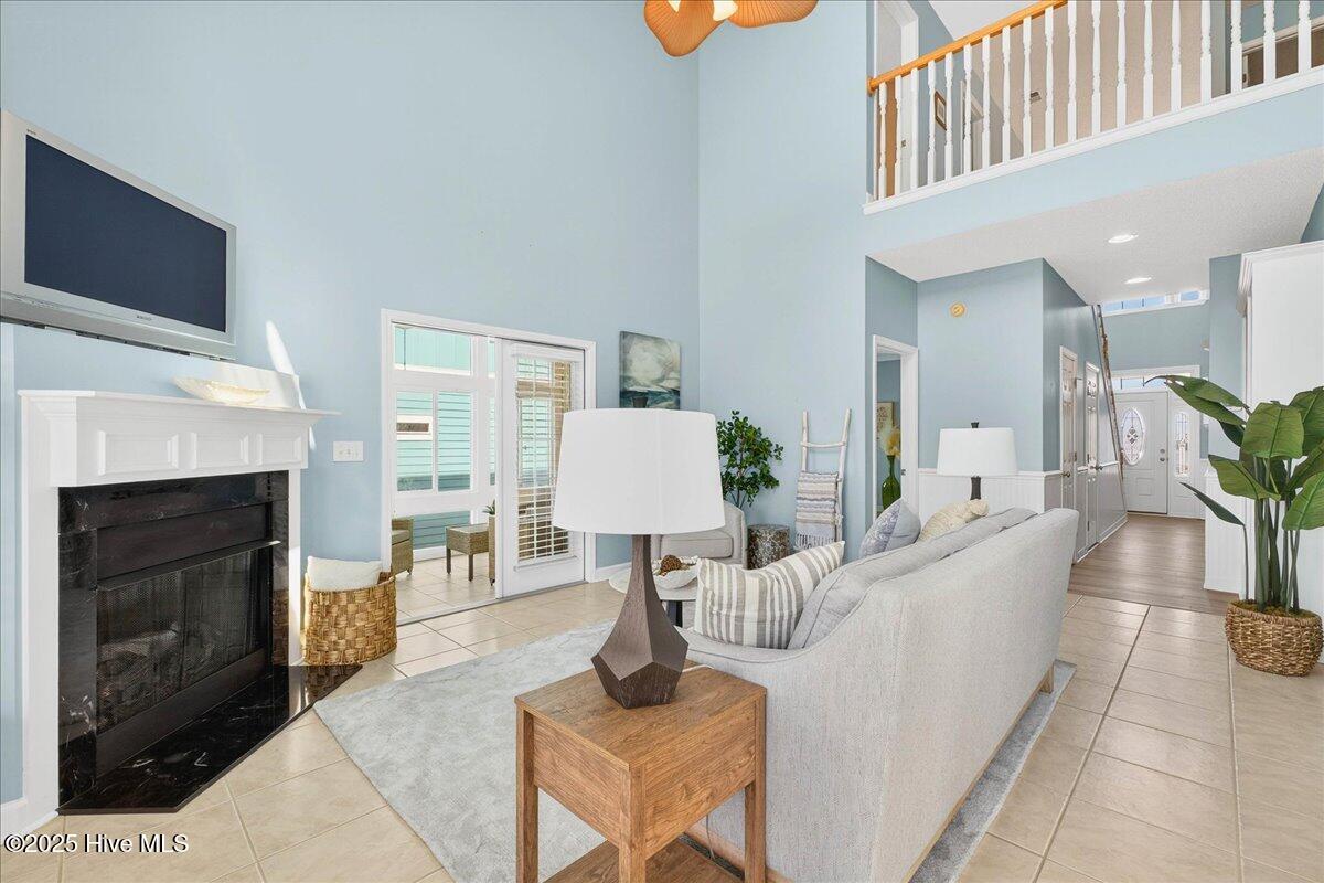 100522295 | Photo 13