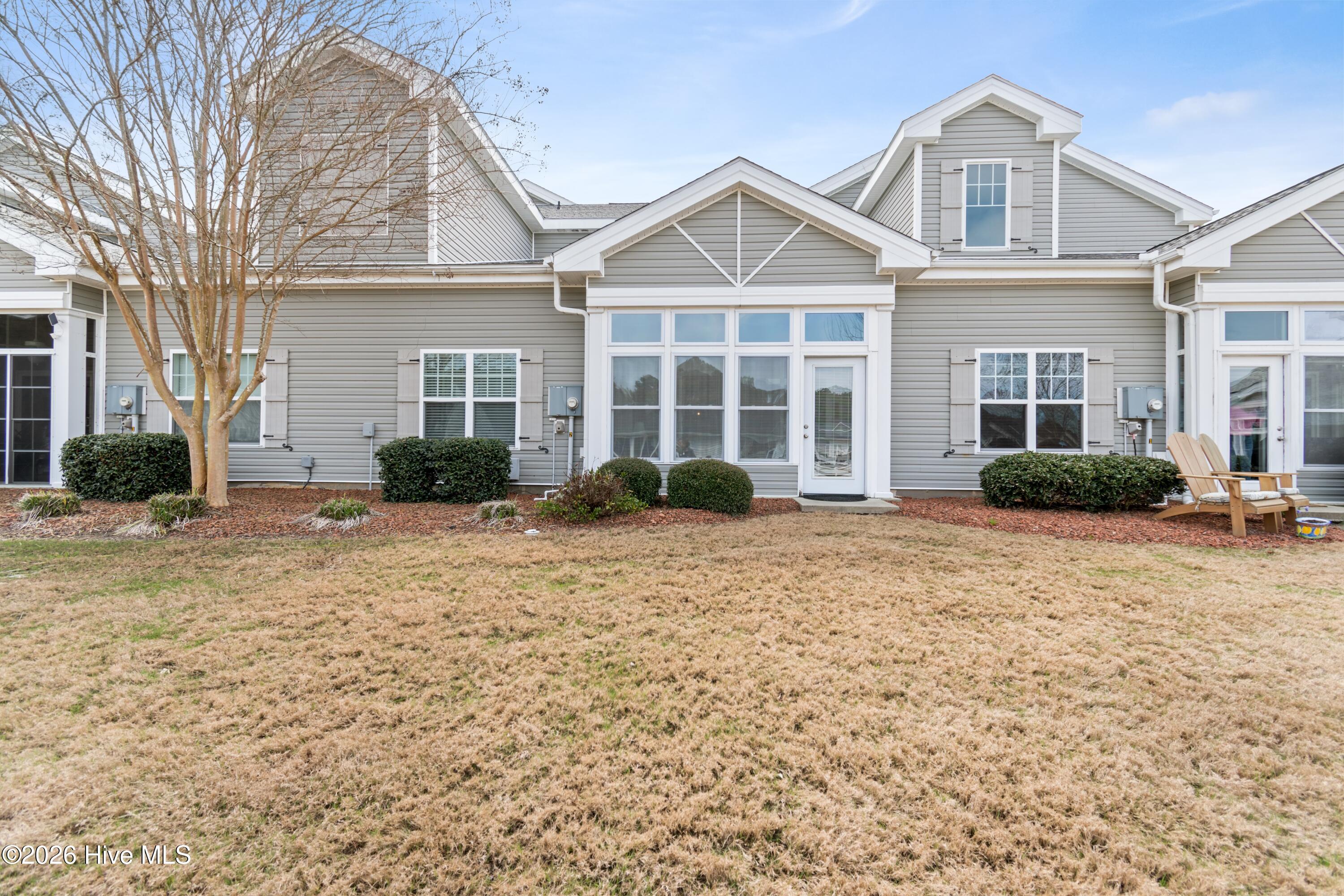 100561934 | Photo 40