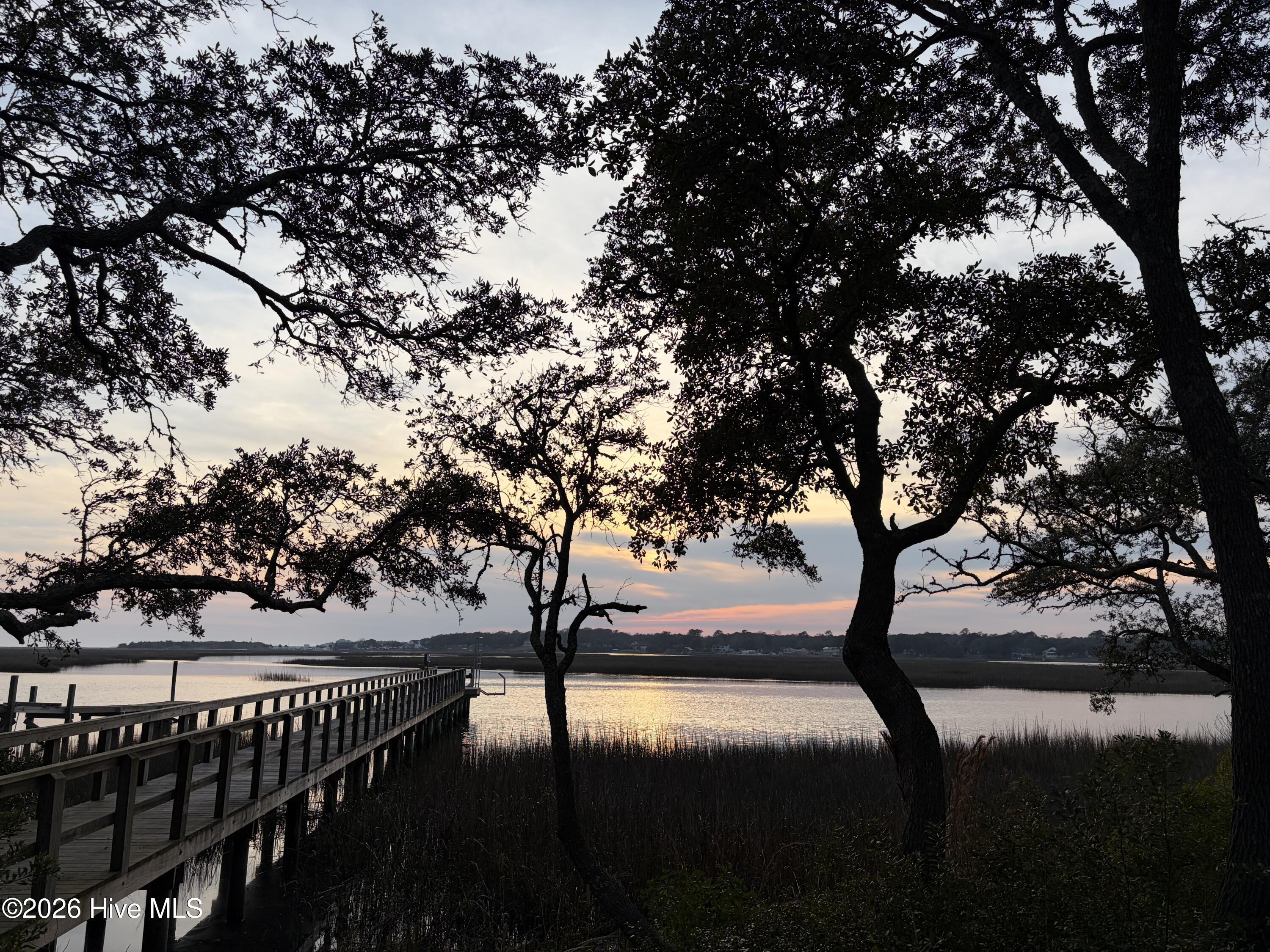 100560630 | Photo 52