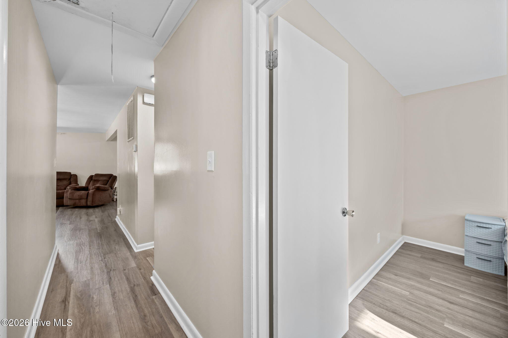 100555911 | Photo 31