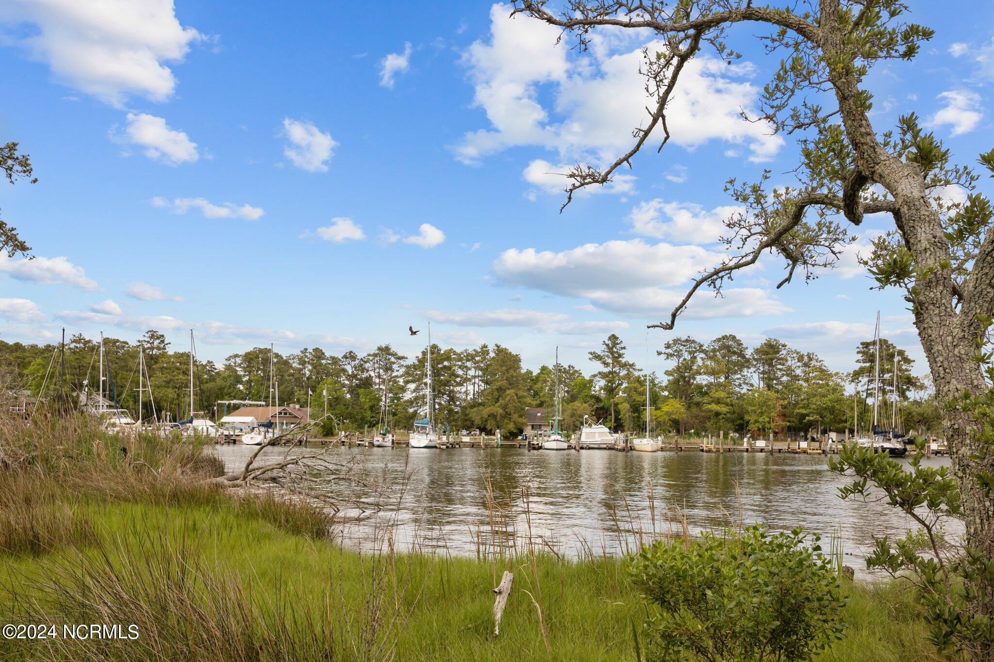 1210 Neuse Drive, Oriental, NC, 28571