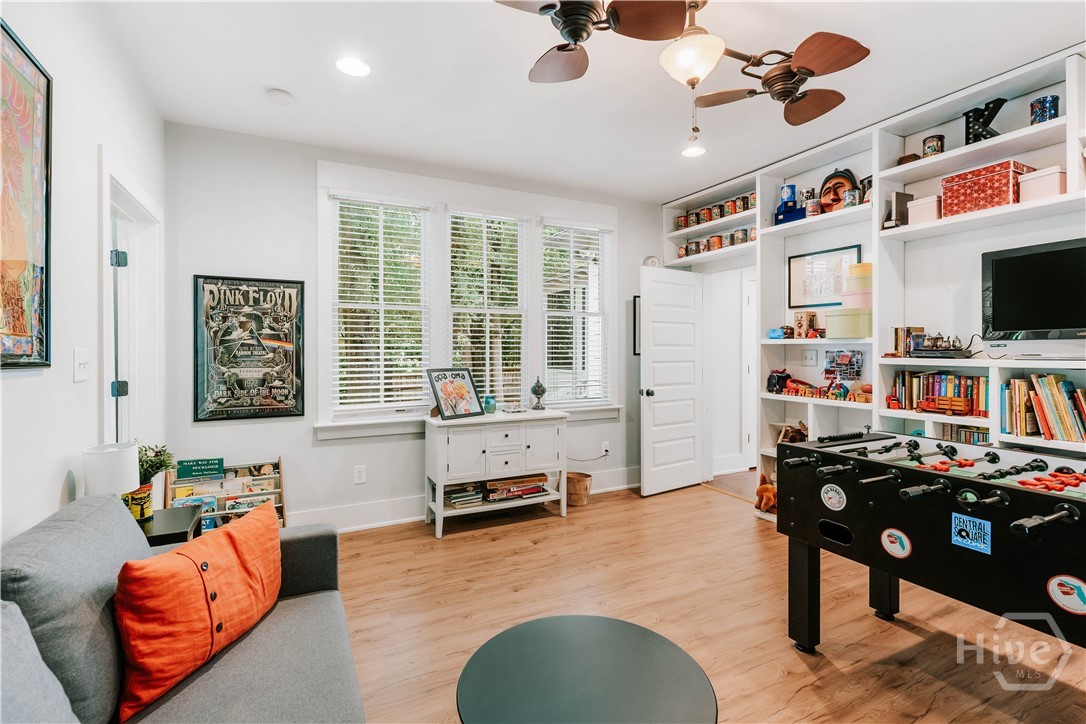310 Price Avenue