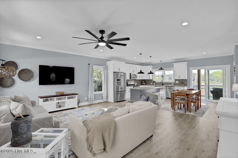 100539309 | Photo 13