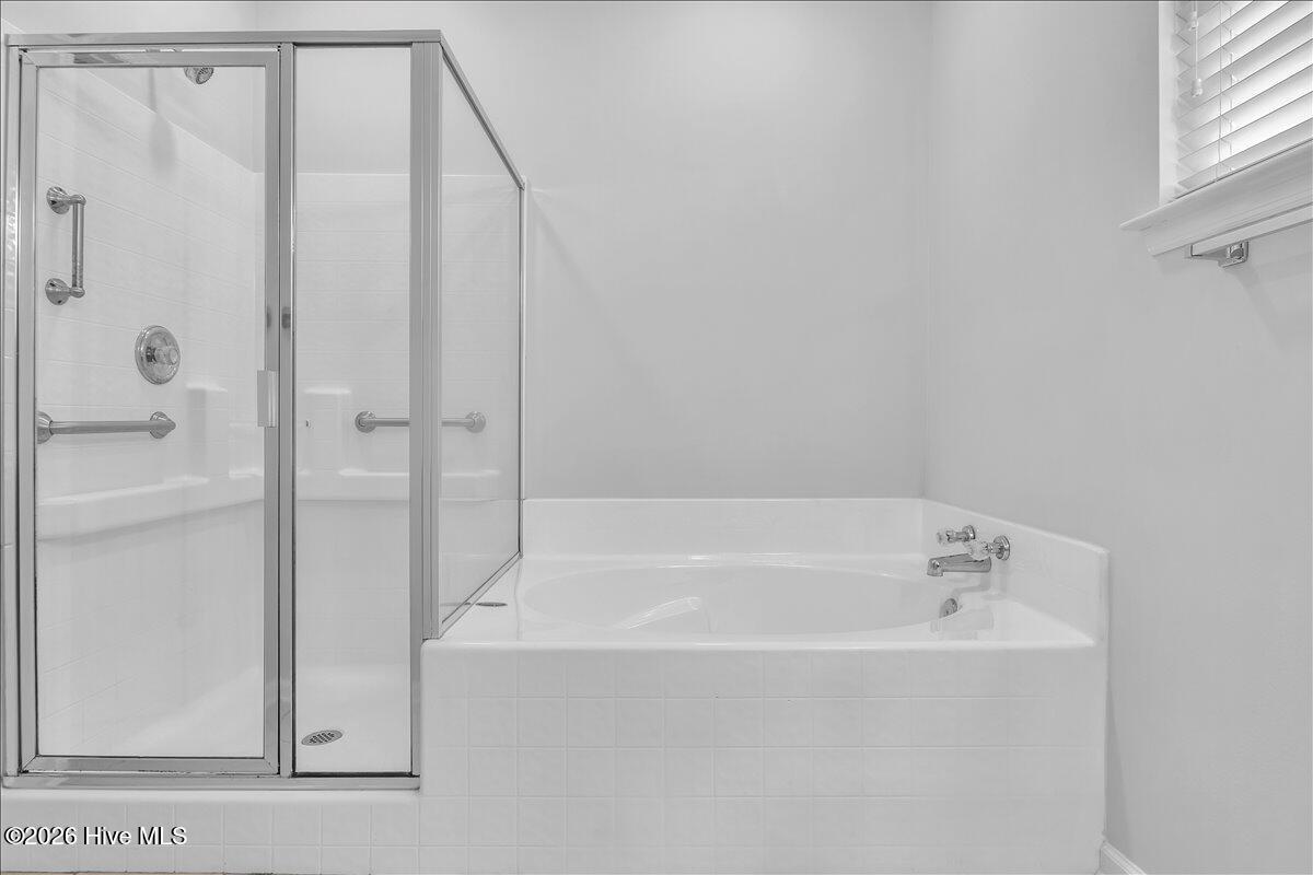 100555948 | Photo 28
