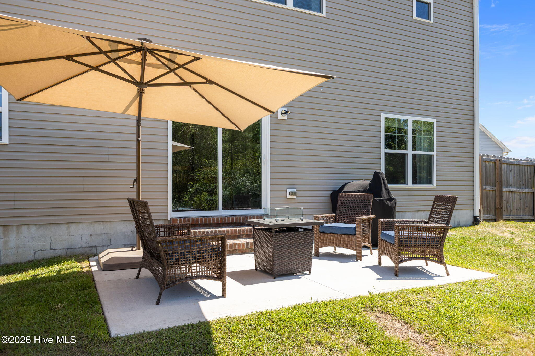 100568670 | Photo 37