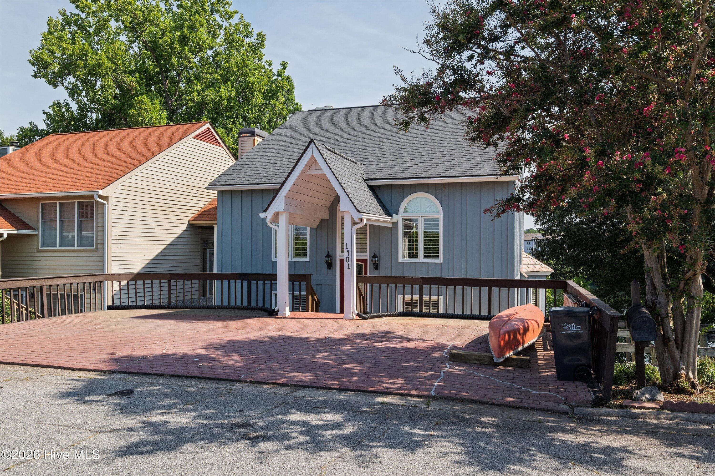 Property photo 4
