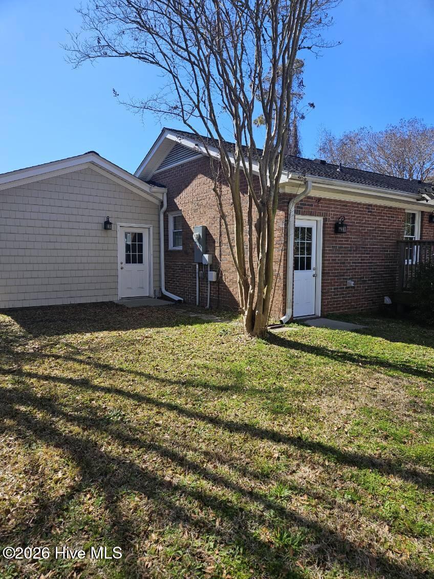 100554436 | Photo 35