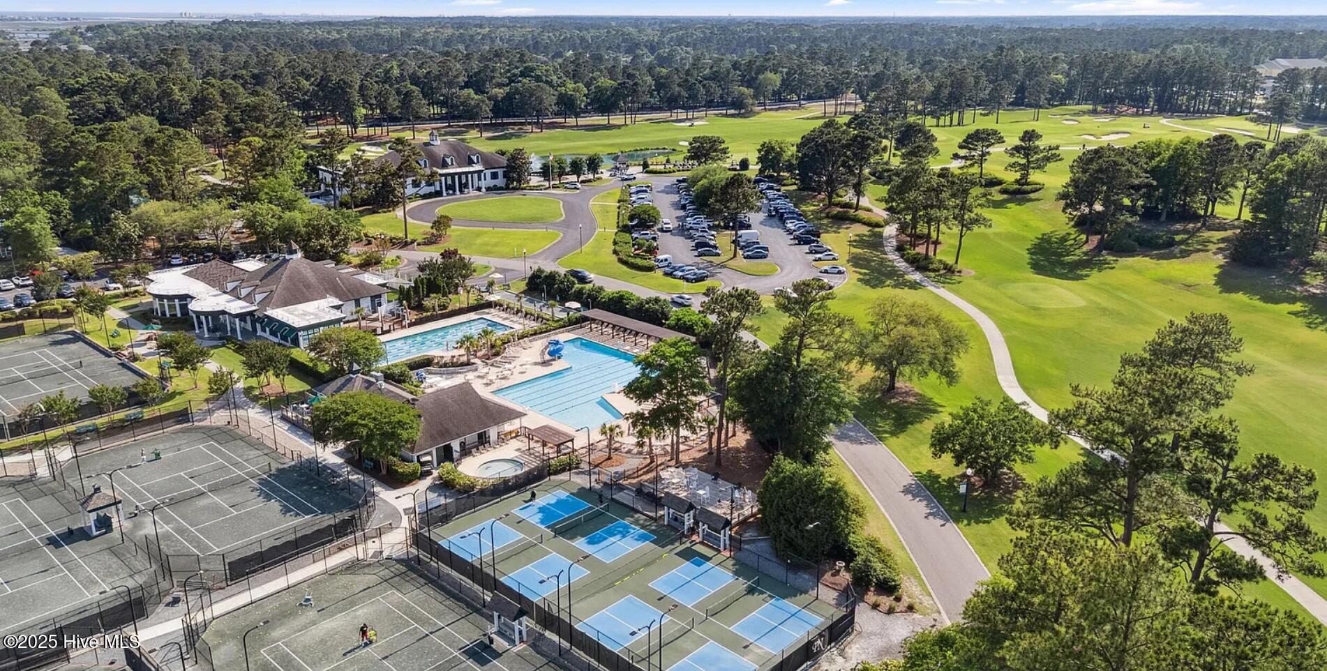 100520263 | Photo 50