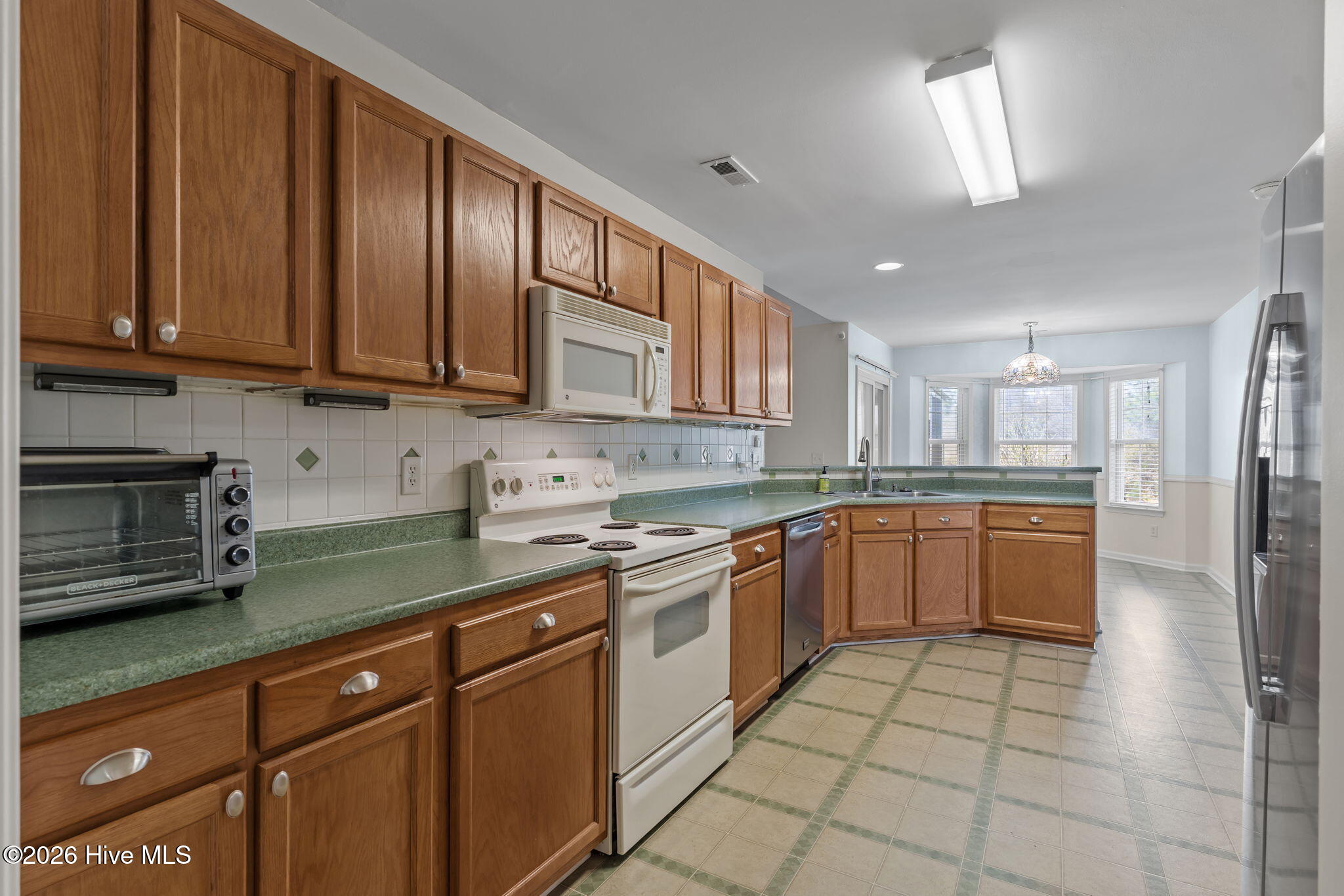 100565536 | Photo 25