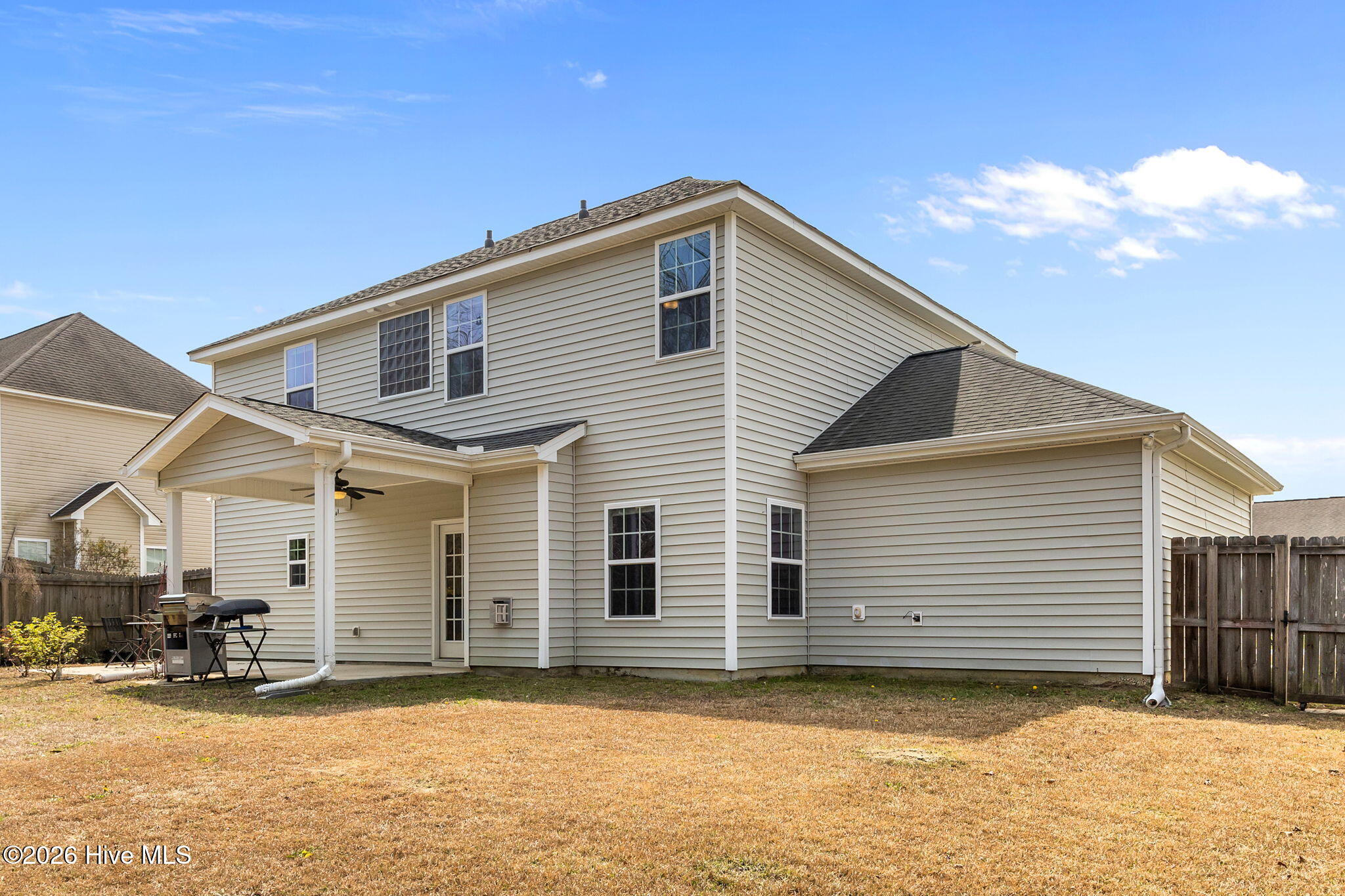 100562317 | Photo 46