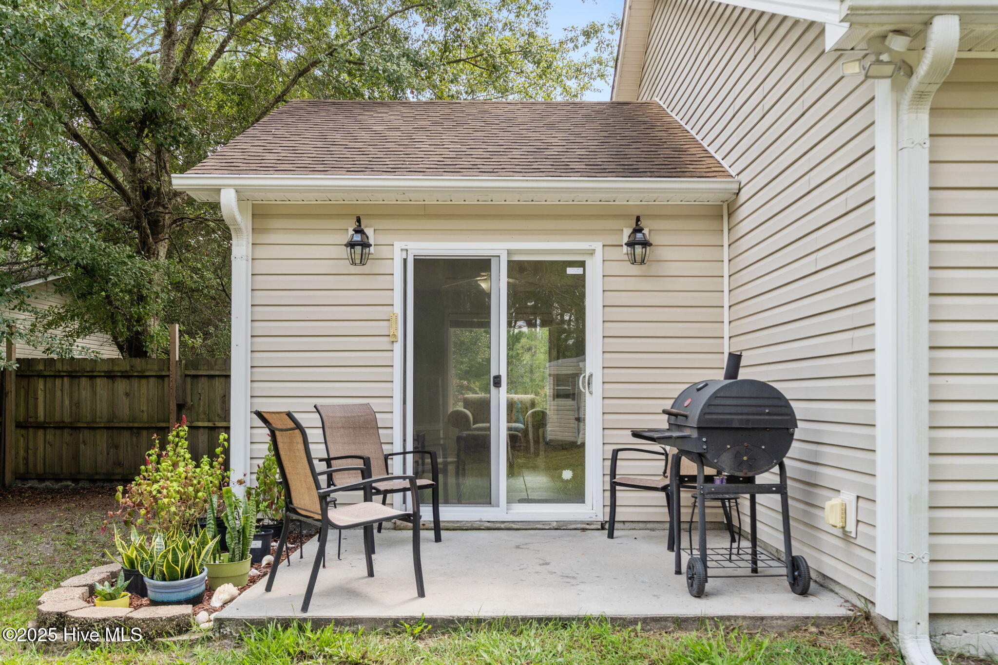 100526842 | Photo 41