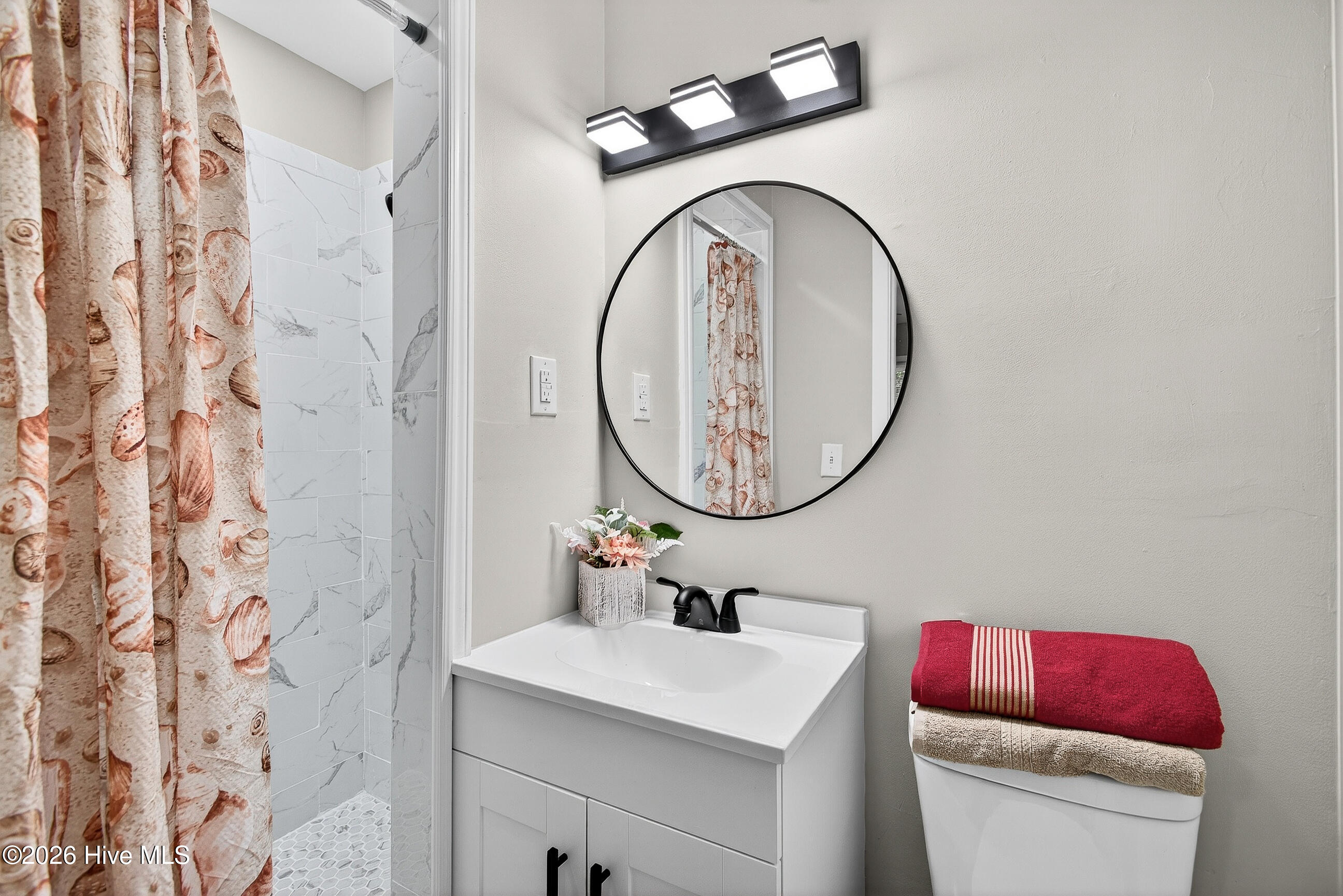 100545174 | Photo 15