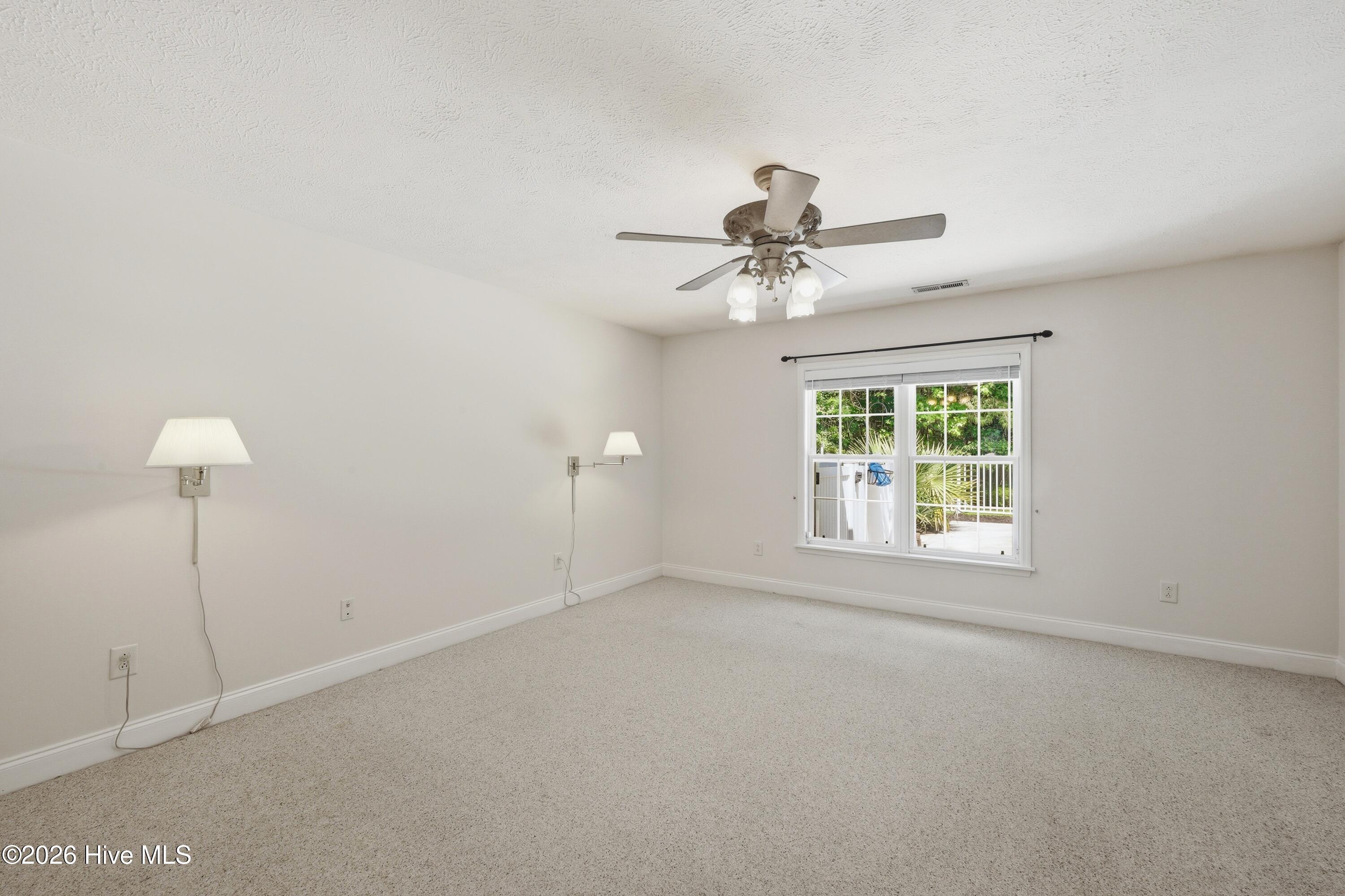 320 Neuchatel Road,New Bern