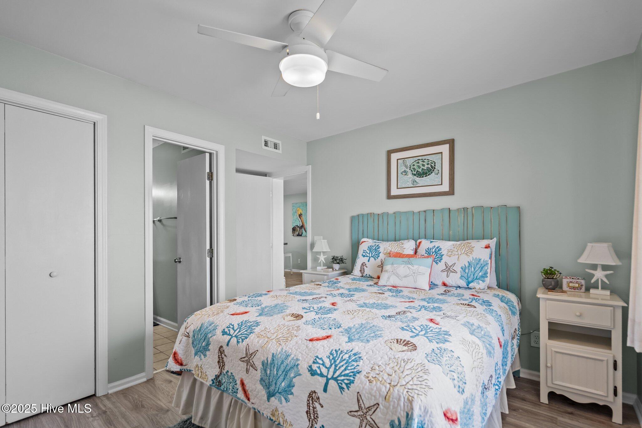 100521784 | Photo 22